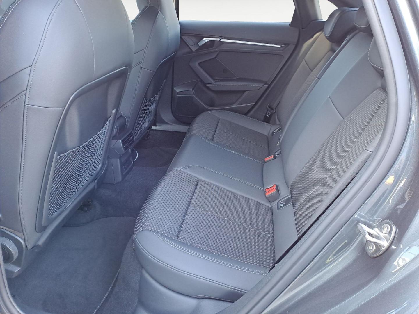 Image about Audi S3 Limousine TFSI quattro S tronic