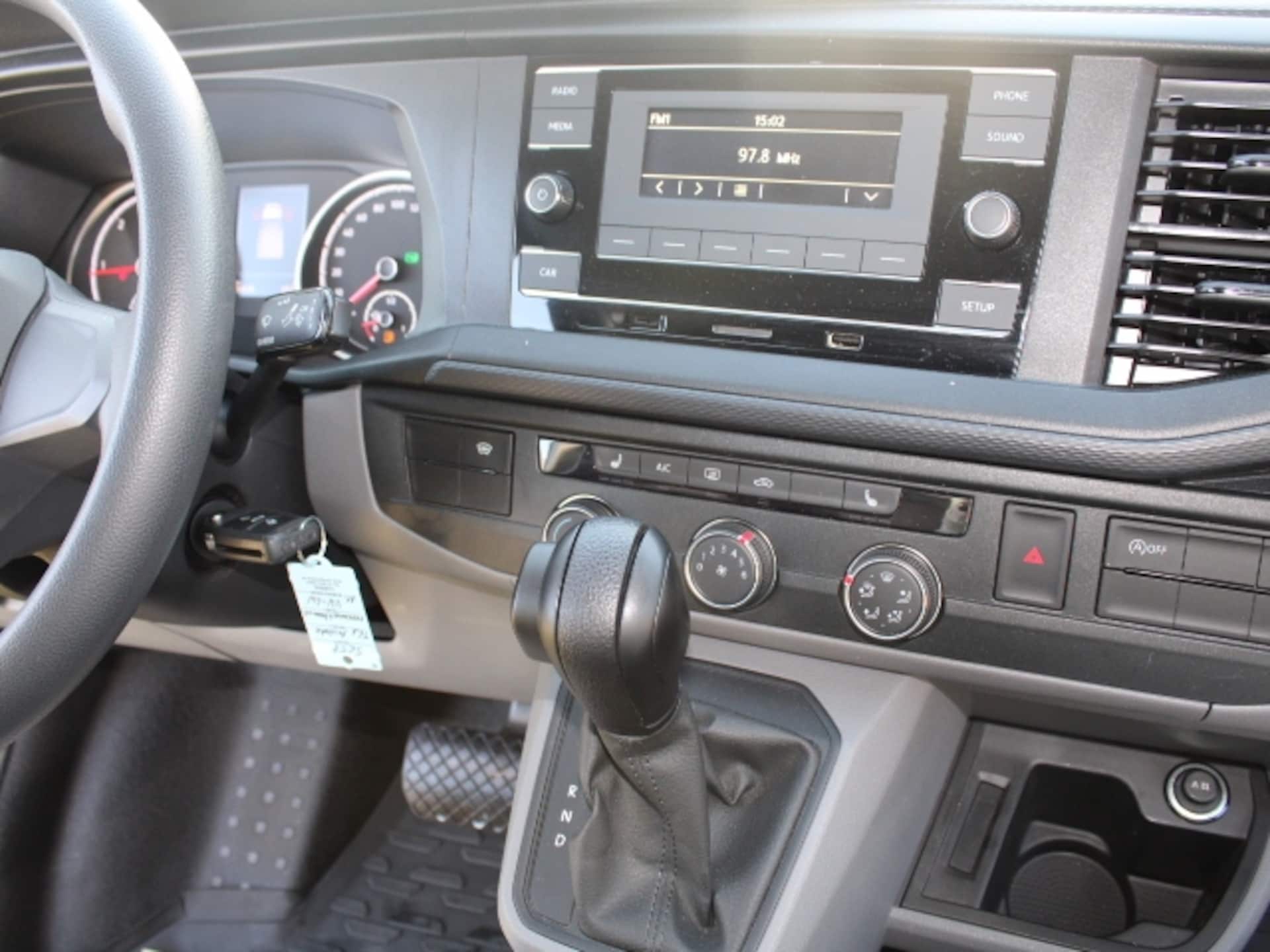 Volkswagen T6.1 Transporter Pritschenwagen Einzelkabine