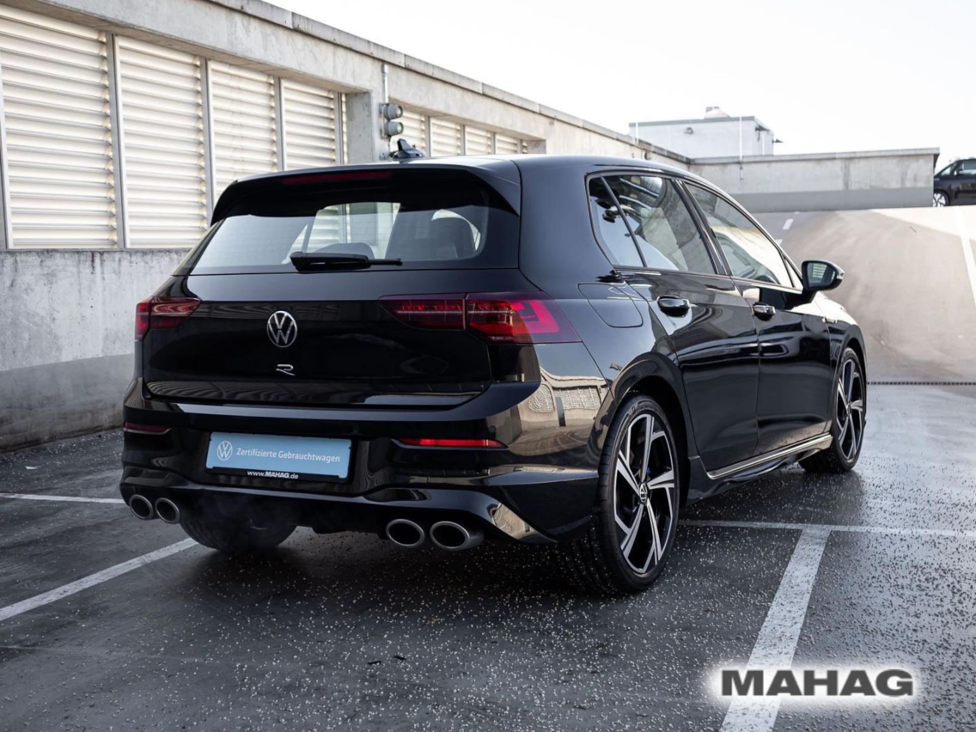 Volkswagen Golf R