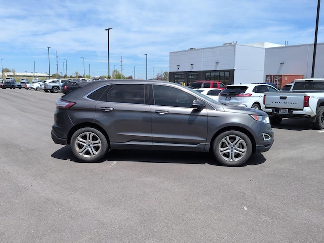 2017 Ford Edge
