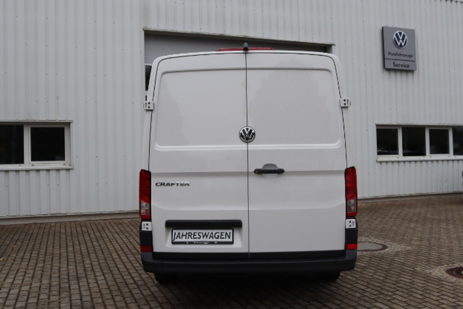 Volkswagen Crafter Kasten mittlerer Radstand – Bild 8