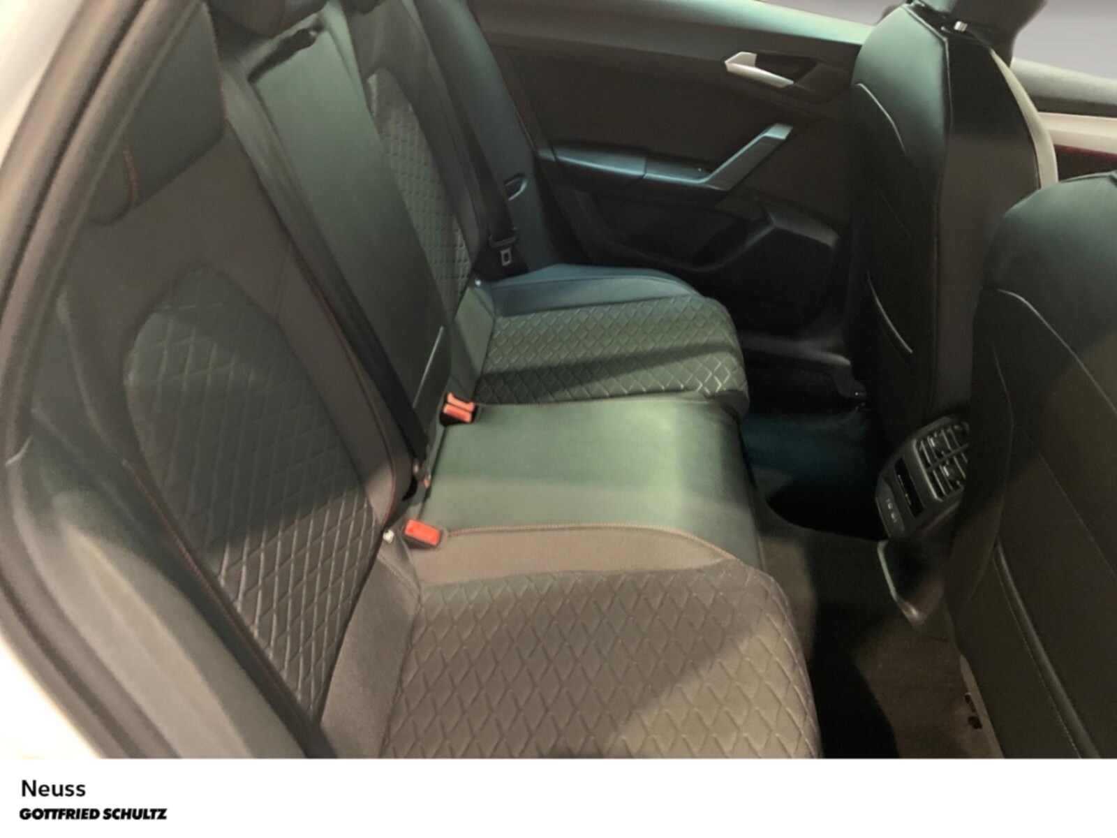 SEAT Leon – Bild 6