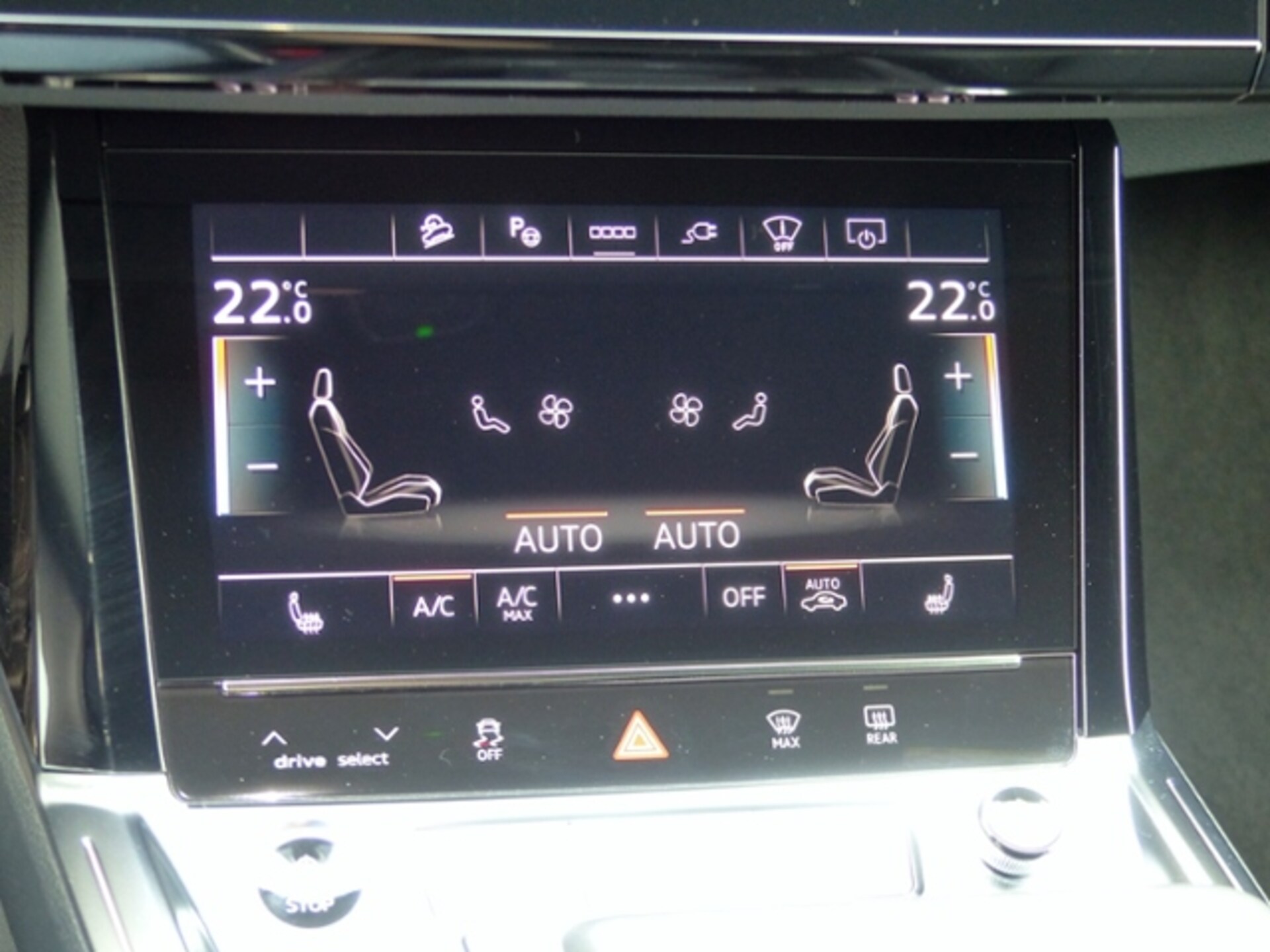 Audi Q8 e-tron S line