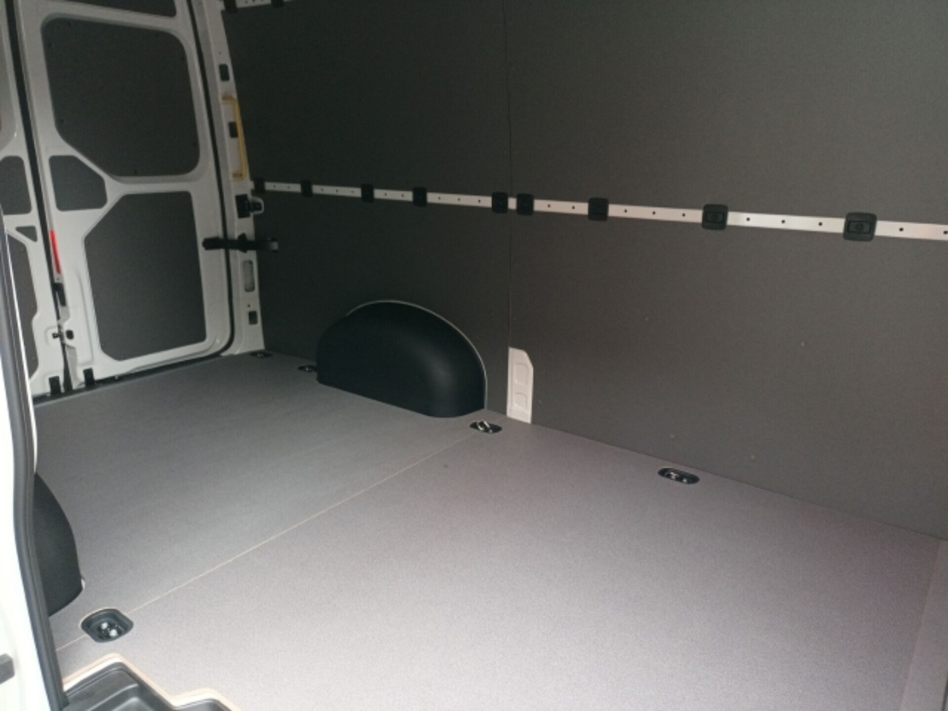 Volkswagen Crafter Kasten mittlerer Radstand