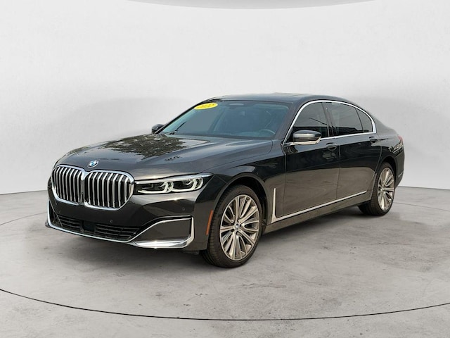 Photo of 2022 BMW 750 