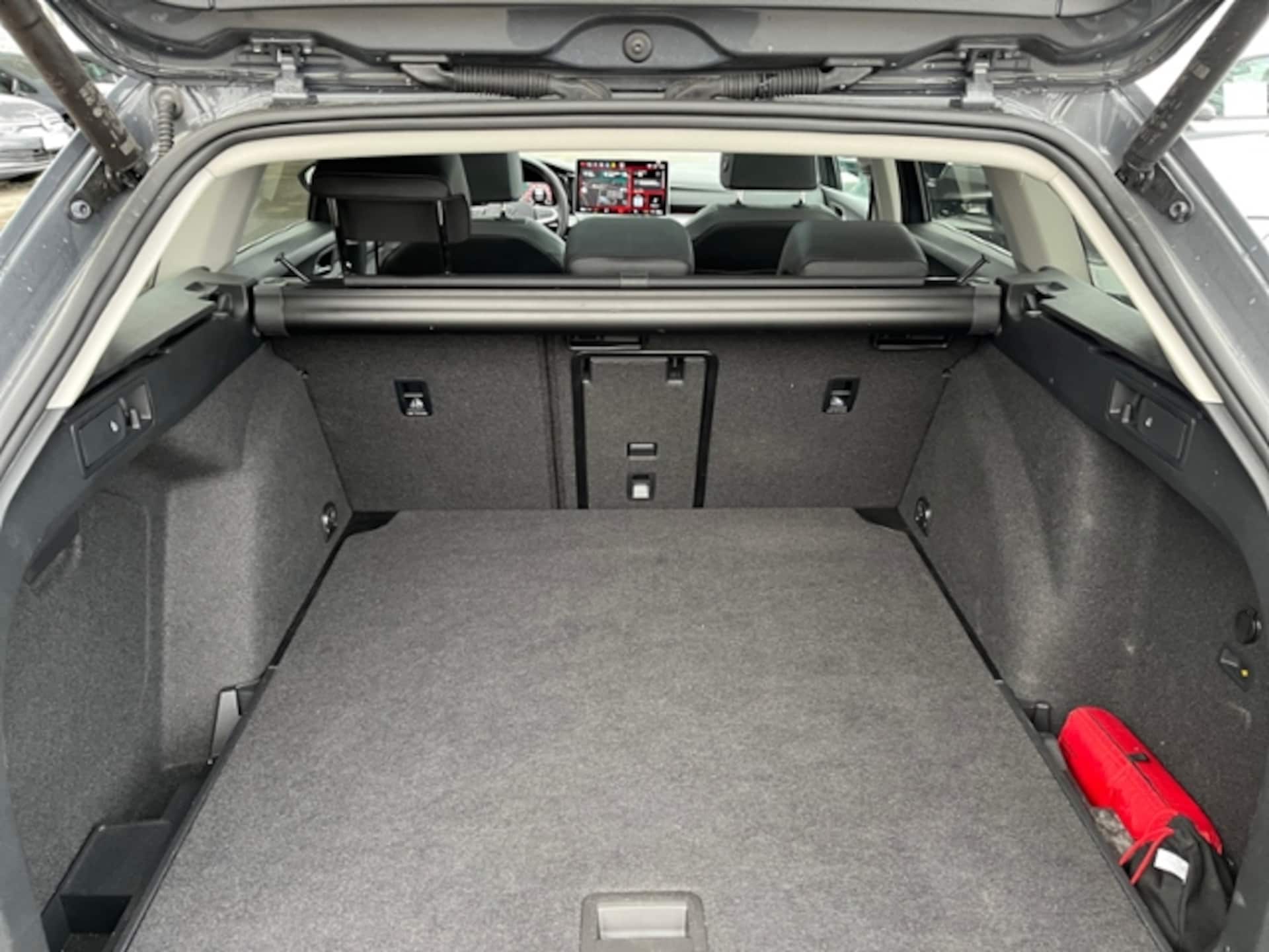 Volkswagen Golf Variant Style