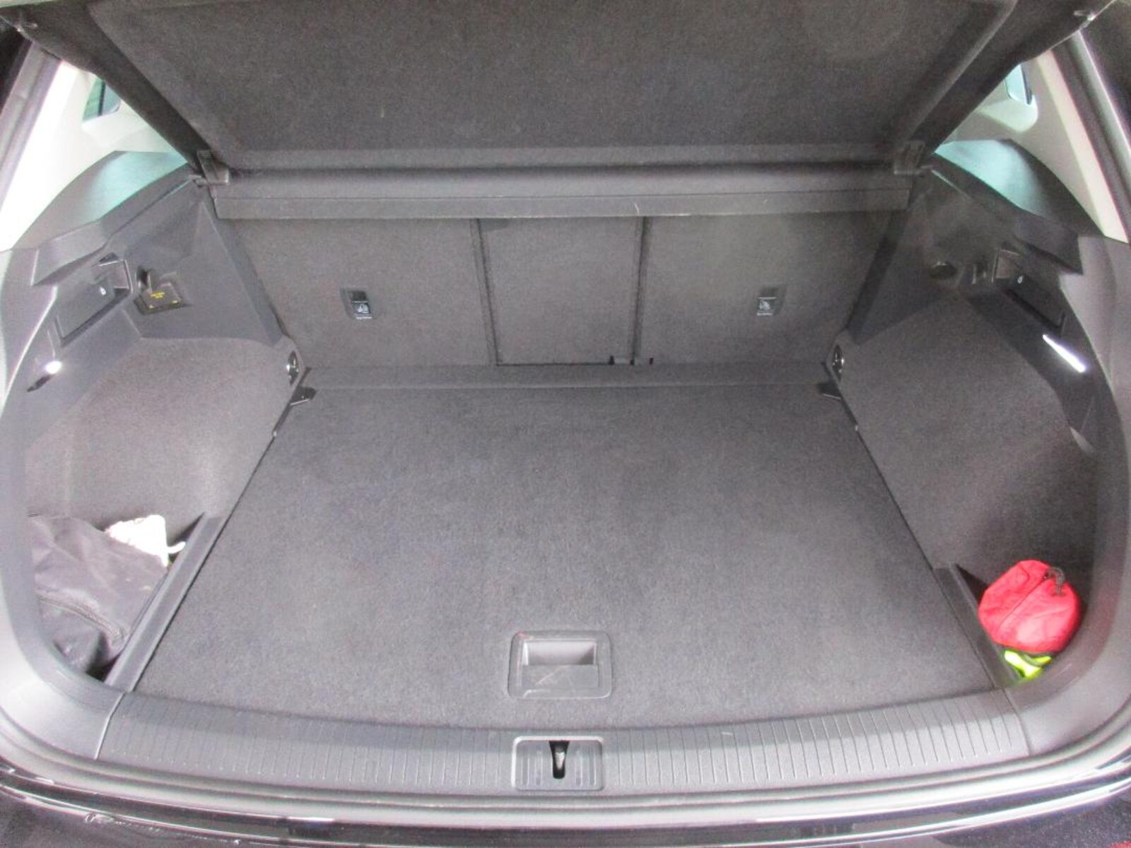 Volkswagen Tiguan – Bild 12
