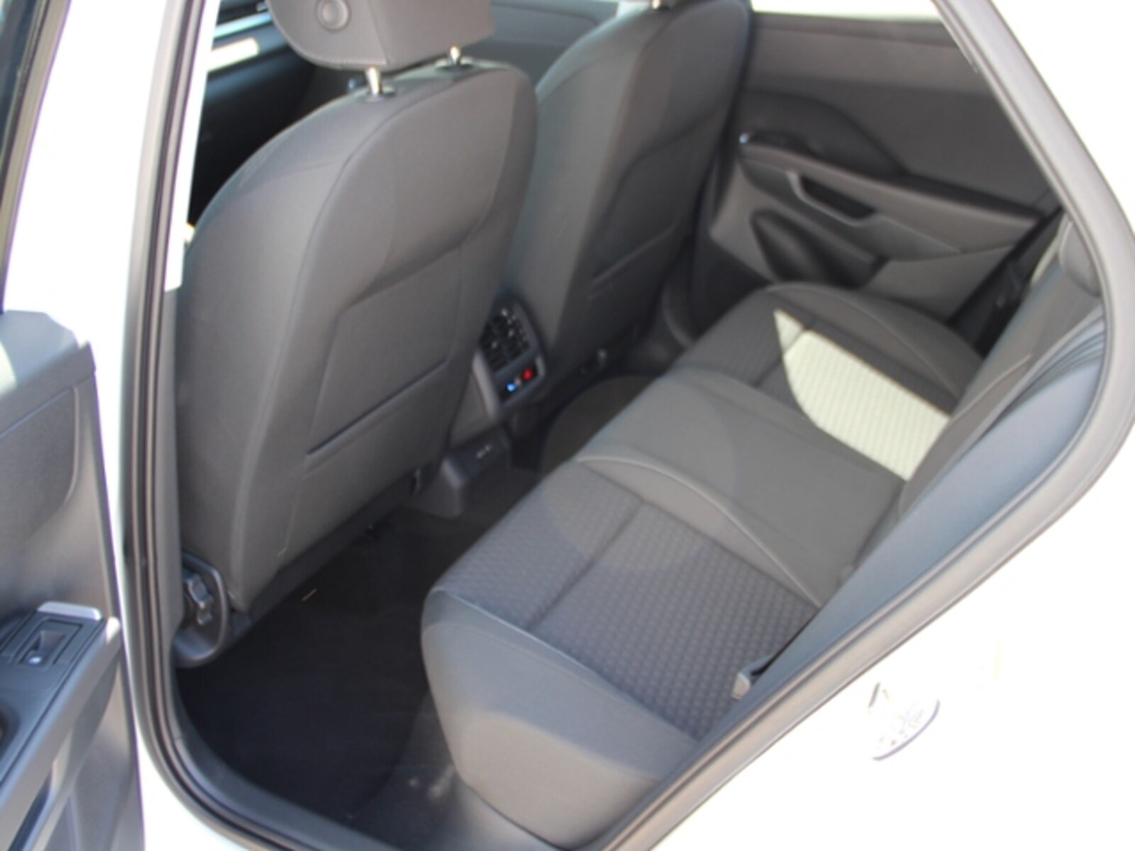 Volkswagen T-Roc – Bild 13