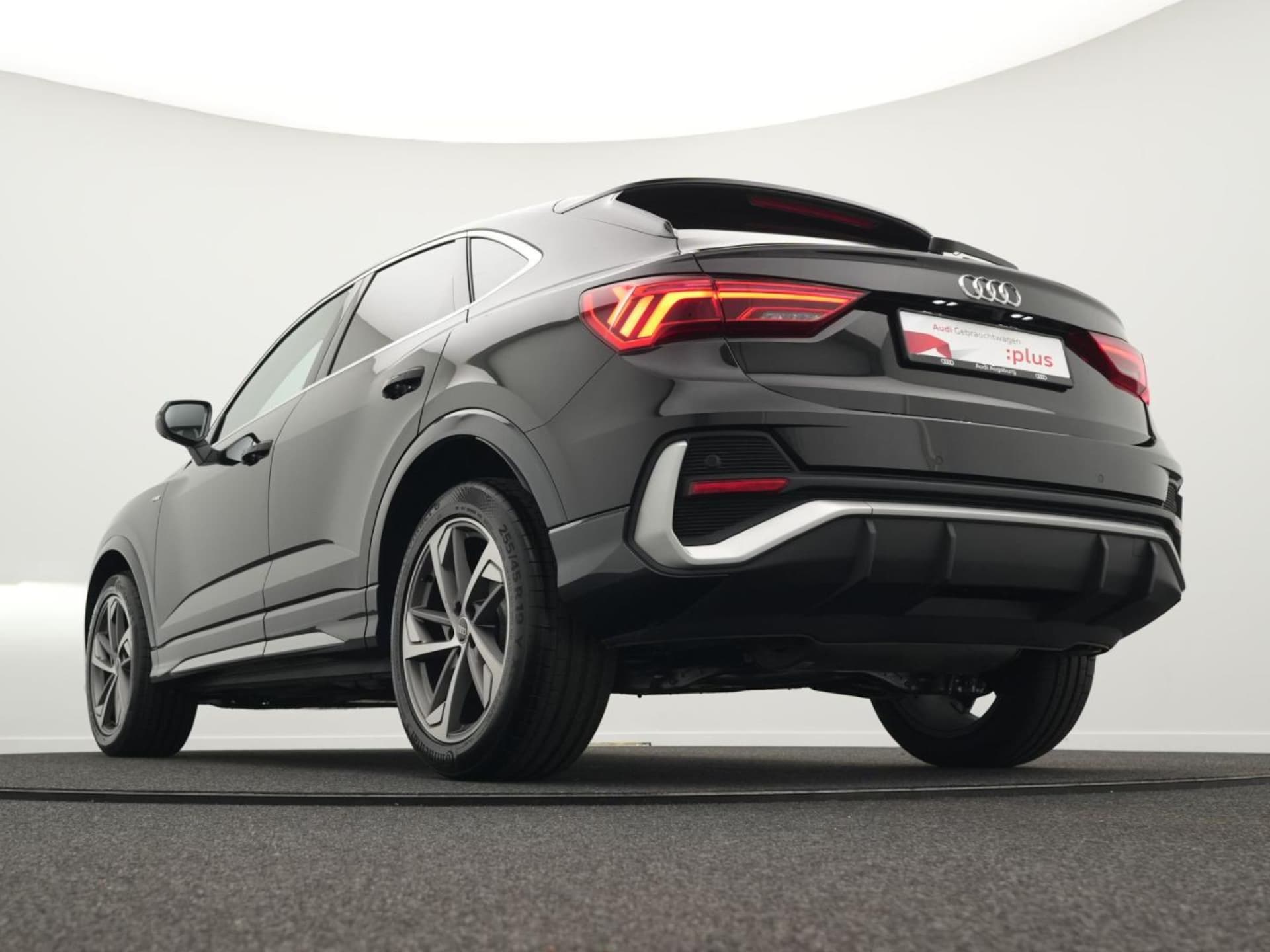 Audi Q3 Sportback S line
