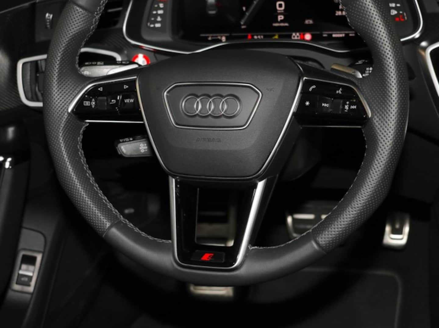 Bild über Audi S6 Limousine TDI quattro tiptronic - für weitere Informationen kontaktieren Sie den Audi Partner