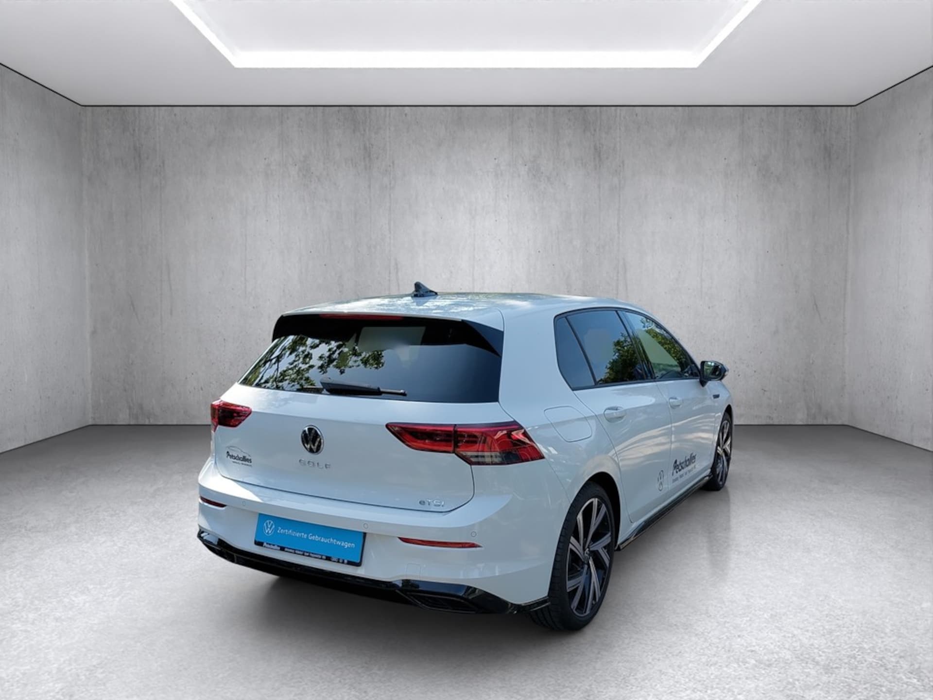 Volkswagen Golf R-Line