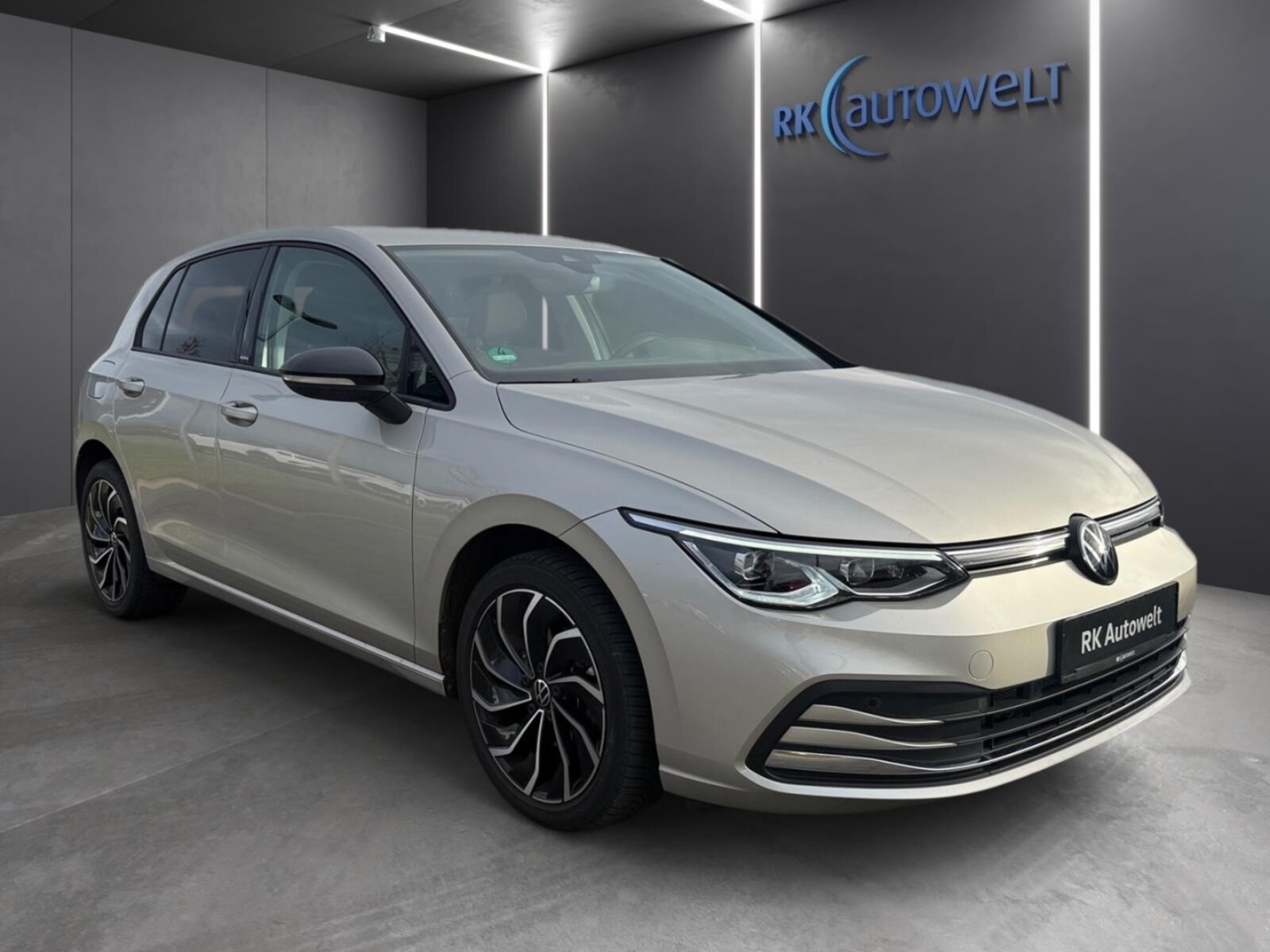 Volkswagen Golf – Bild 2