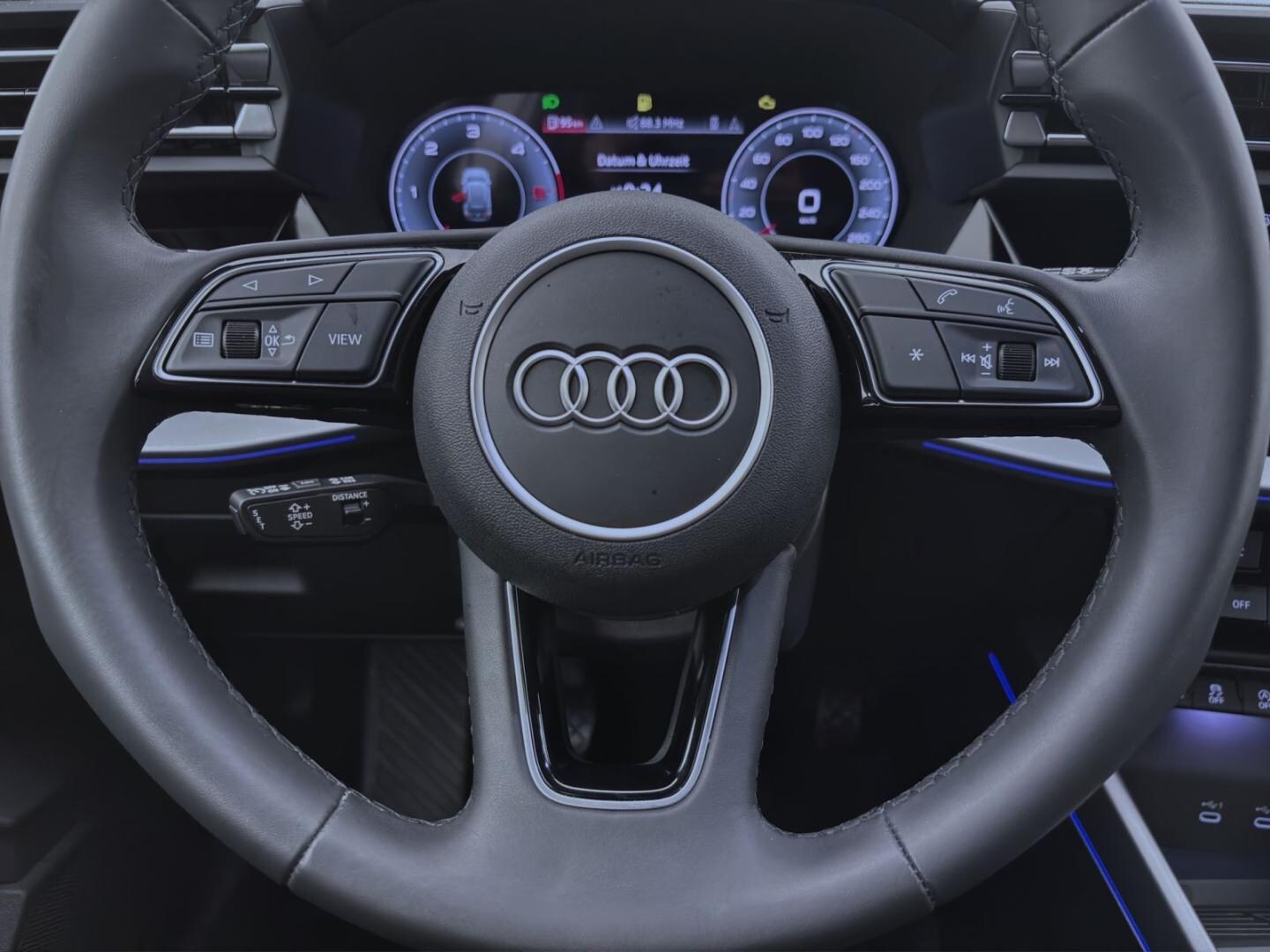 Bild über Audi A3 Sportback 30 TDI Schaltgetriebe - für weitere Informationen kontaktieren Sie den Audi Partner