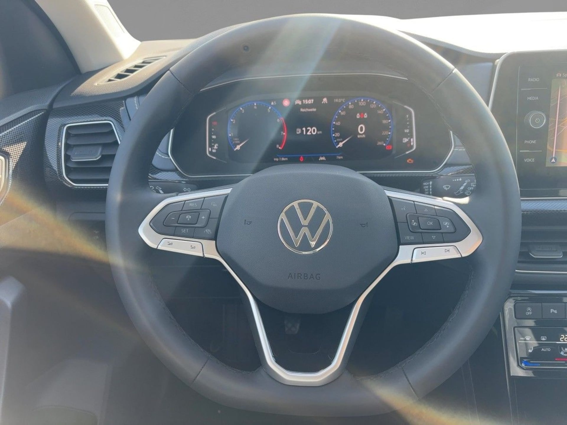 Volkswagen T-Cross Style