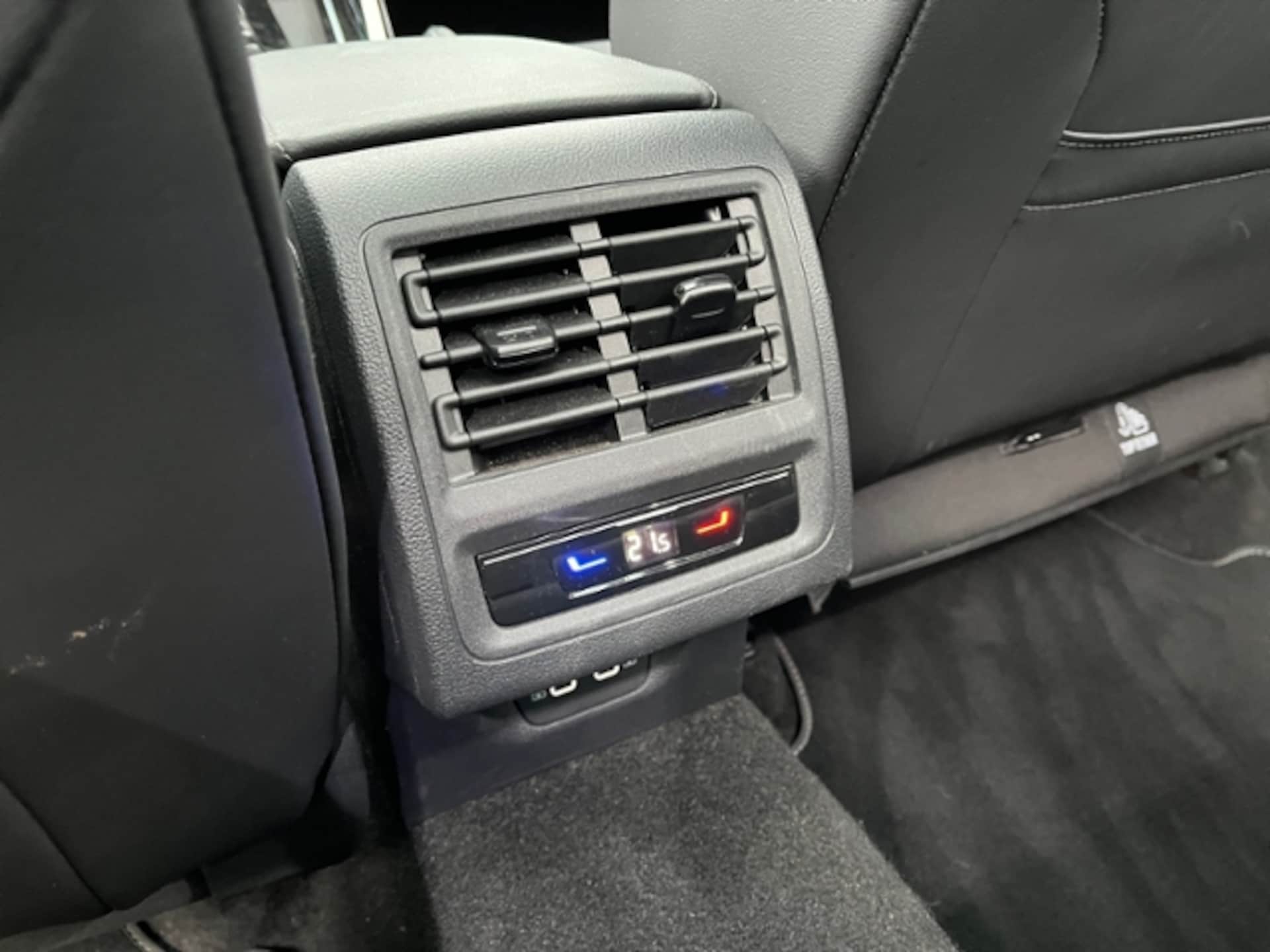 Volkswagen Golf Variant Style
