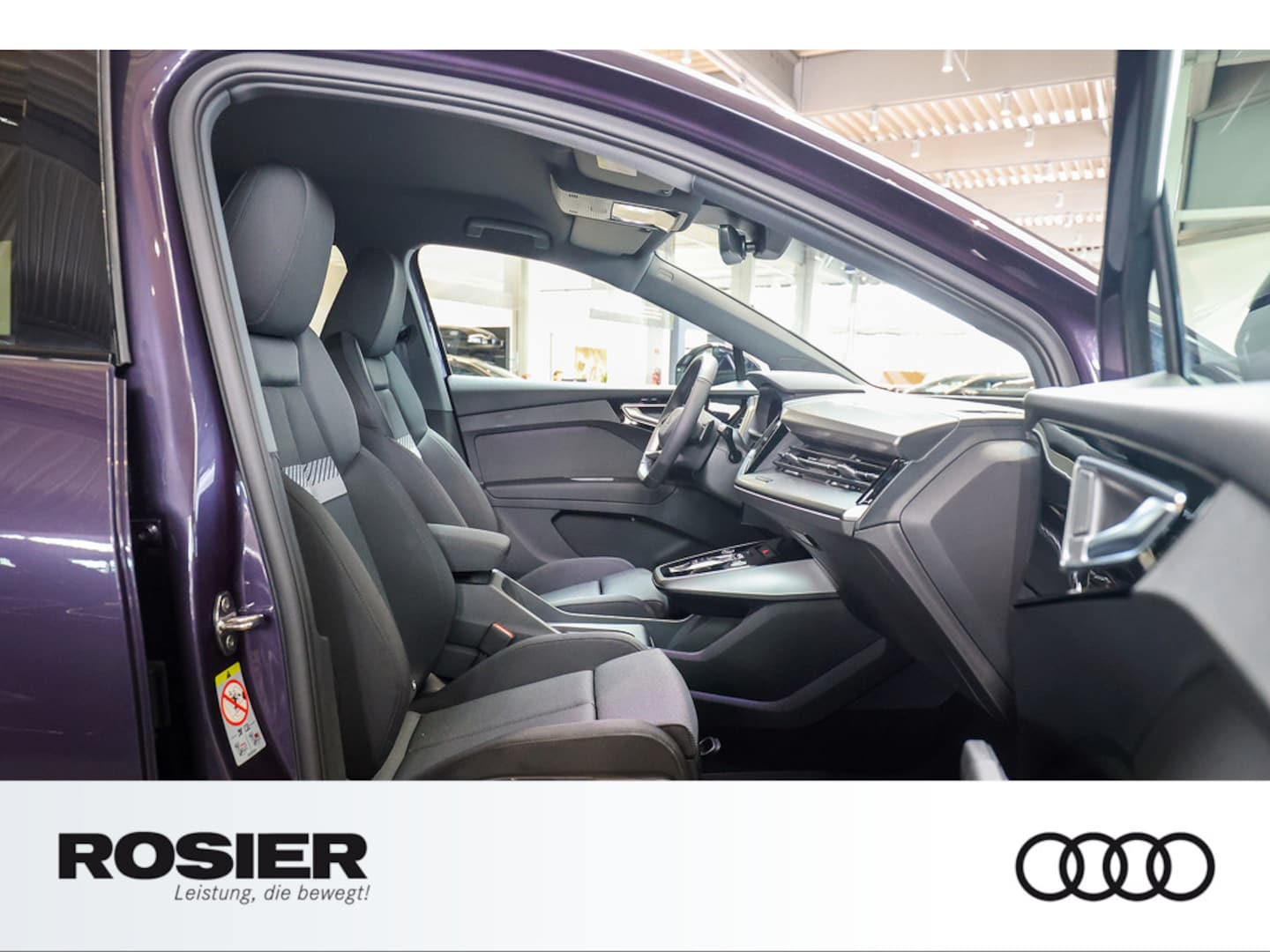 Bild über Audi Q4 e-tron 45 e-tron - für weitere Informationen kontaktieren Sie den Audi Partner