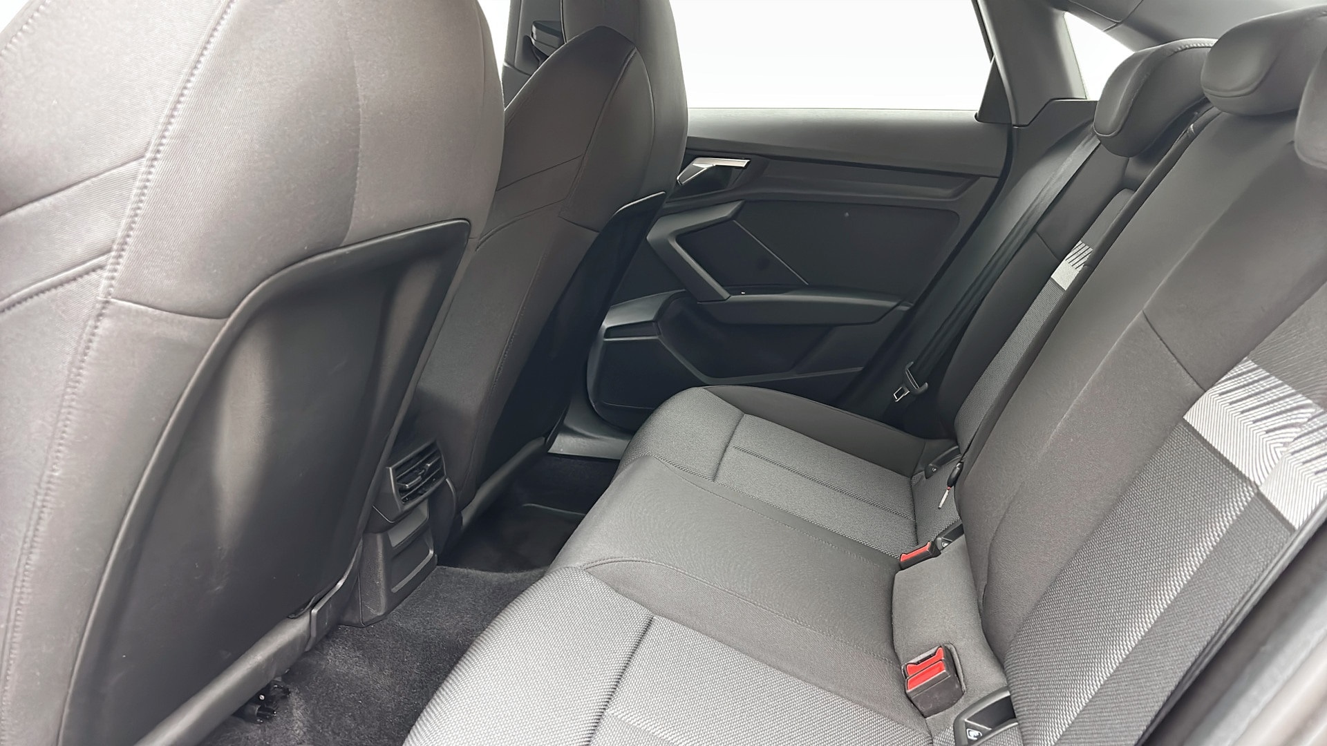 Bild som visar Audi A3 Sedan A3 Sedan 35 TFSI Proline advanced 150 hk S tronic - för mer information kontakta din Audi Partner