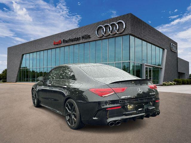 2022 Mercedes-Benz