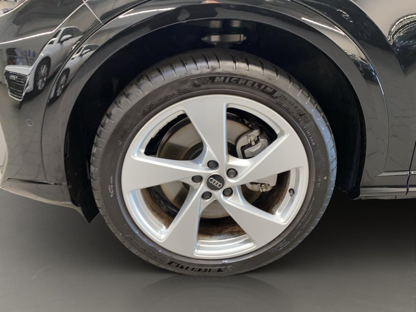 Bild über Audi Q5 SUV TDI quattro 150 kW S tronic - für weitere Informationen kontaktieren Sie den Audi Partner