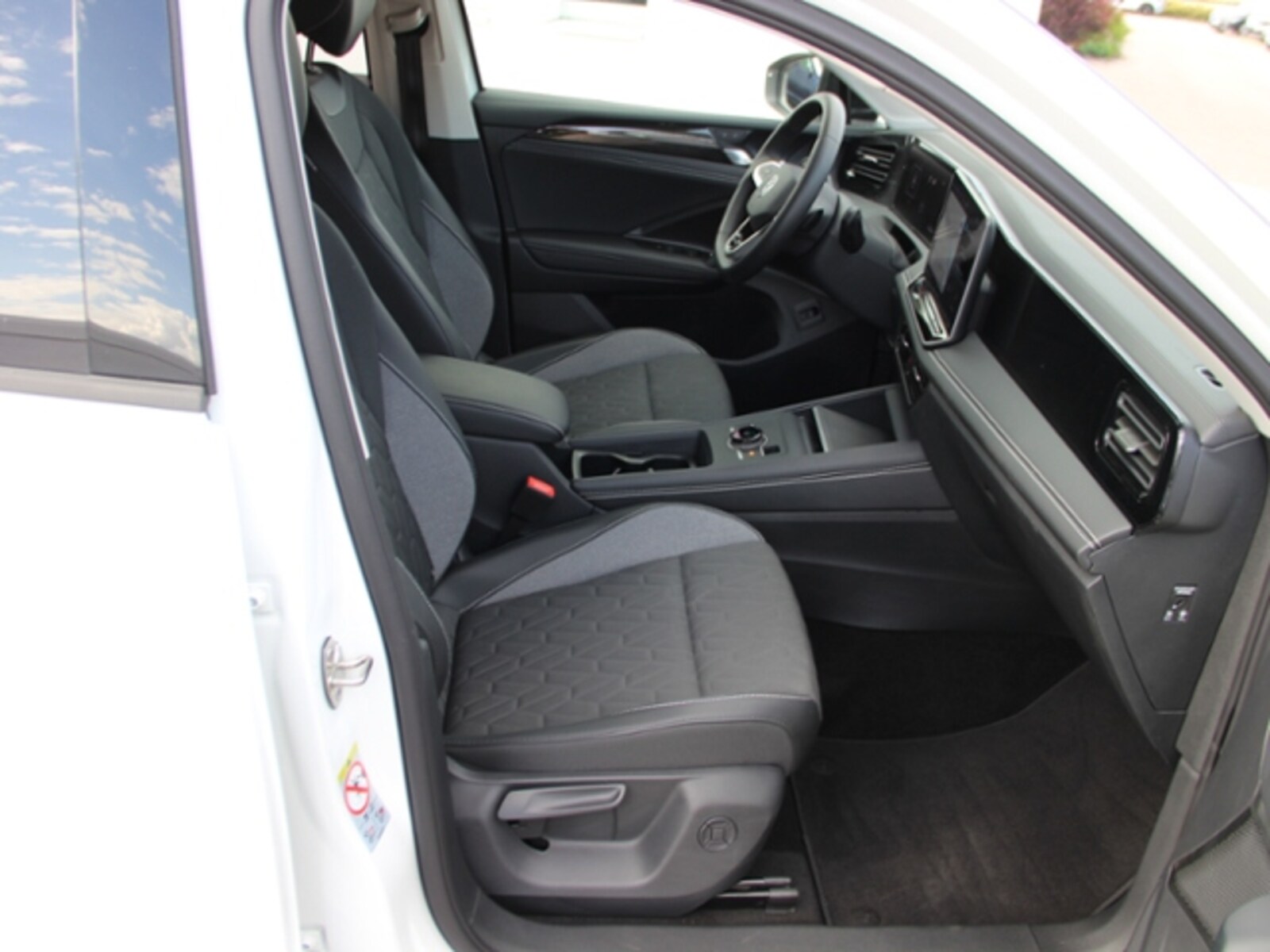 Volkswagen Tiguan – Bild 9