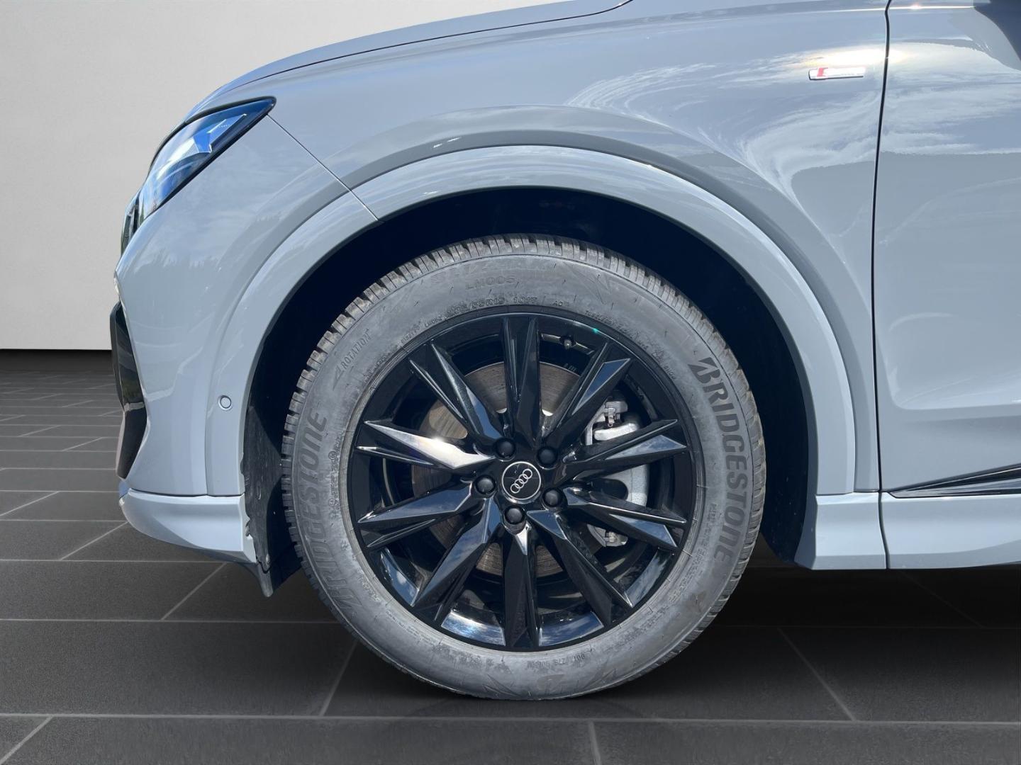 Image about Audi Q4 e-tron 45 e-tron quattro