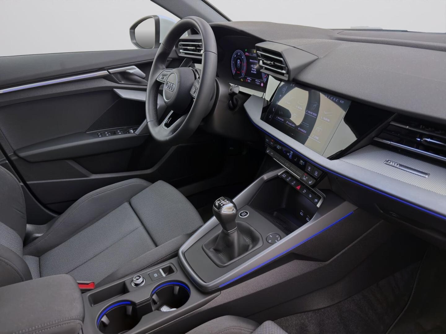 Bild über Audi A3 Sportback 30 TDI Schaltgetriebe - für weitere Informationen kontaktieren Sie den Audi Partner