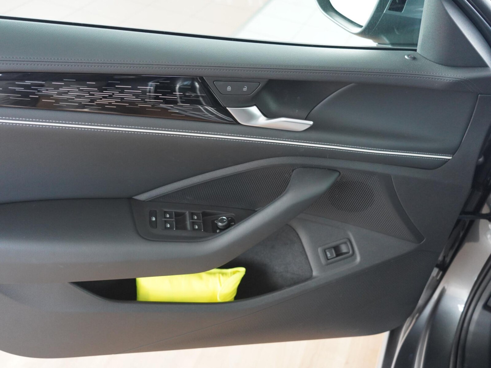 Volkswagen Passat – Bild 9