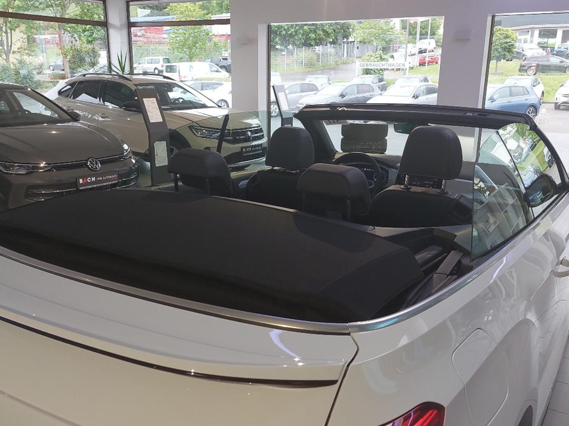 Volkswagen T-Roc Cabriolet Style