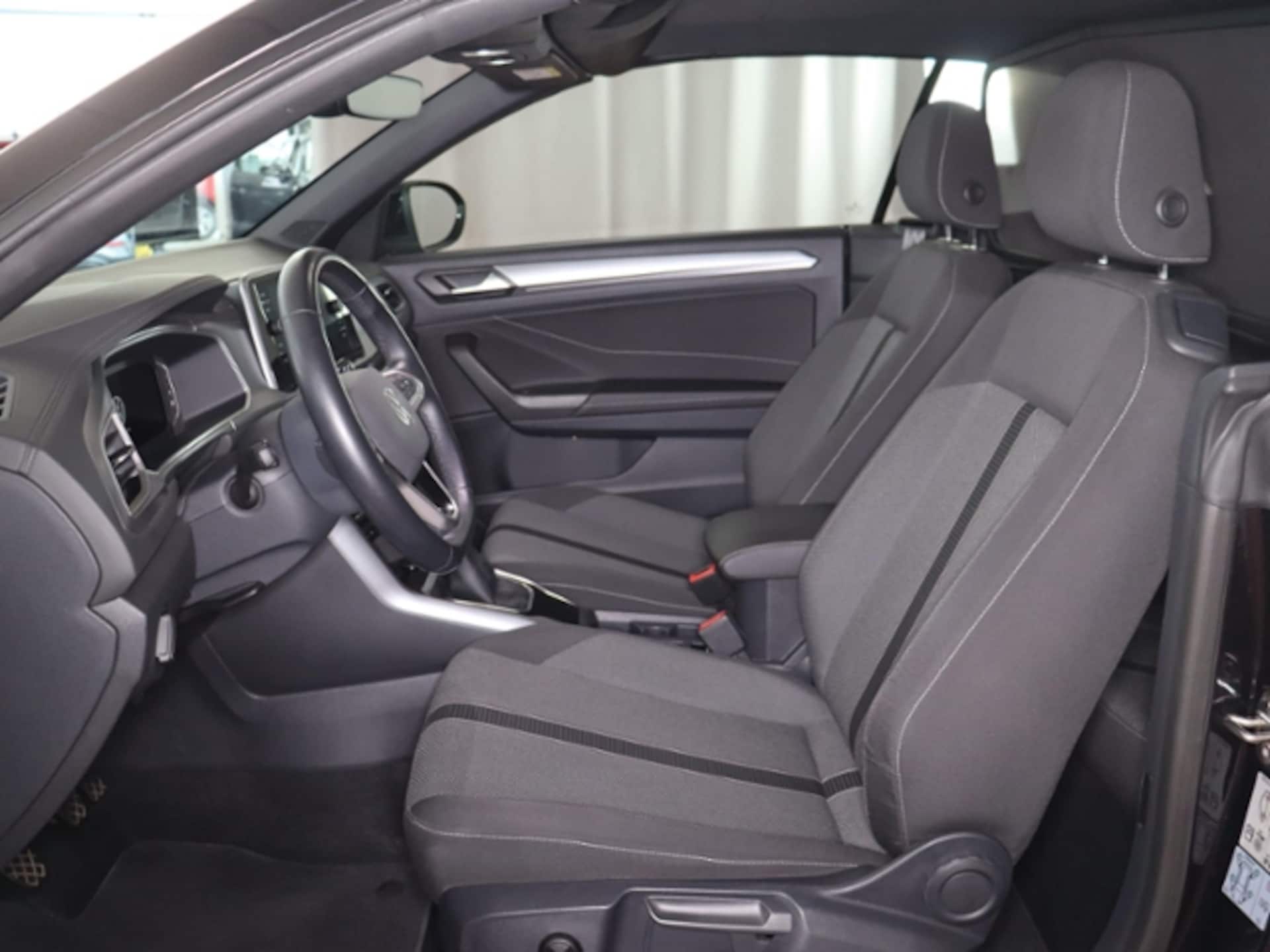 Volkswagen T-Roc Cabriolet Style