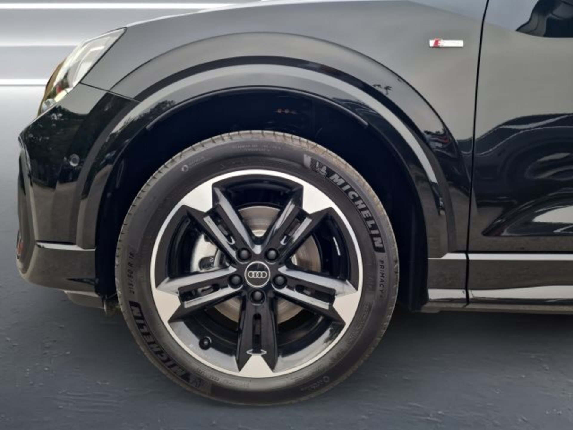 Audi Q2 S line
