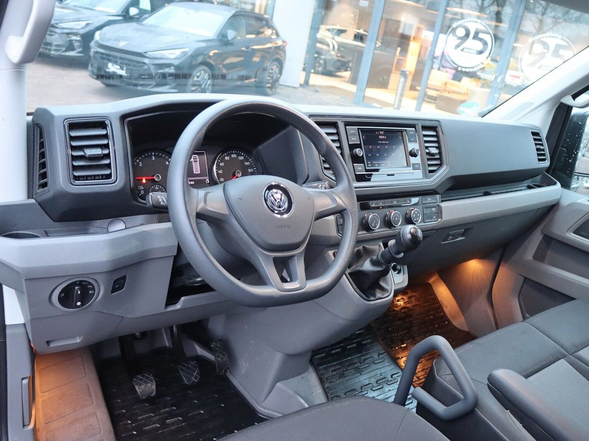 Volkswagen Crafter Kasten mittlerer Radstand