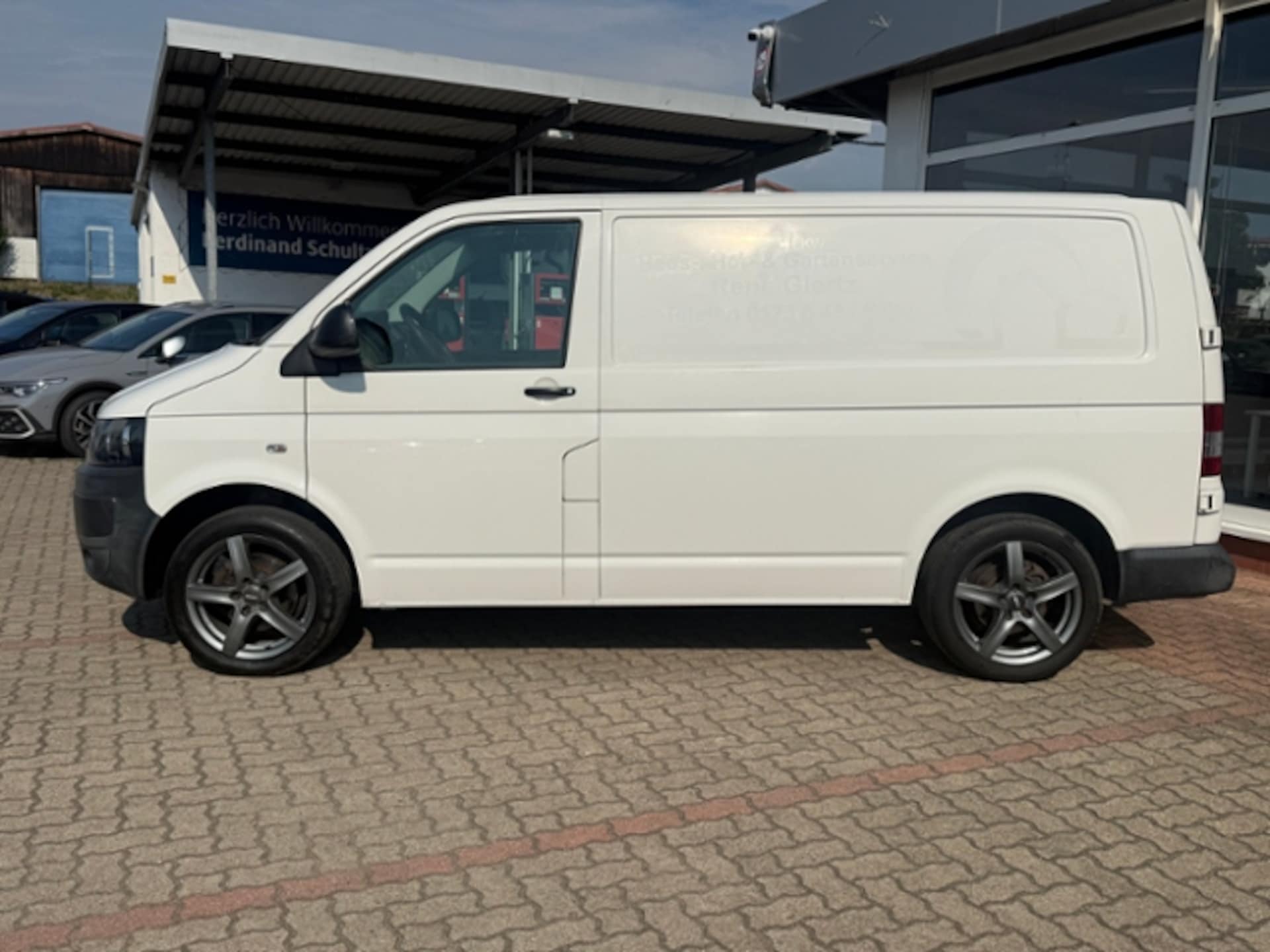 Volkswagen T5 Transporter Kasten kurzer Radstand