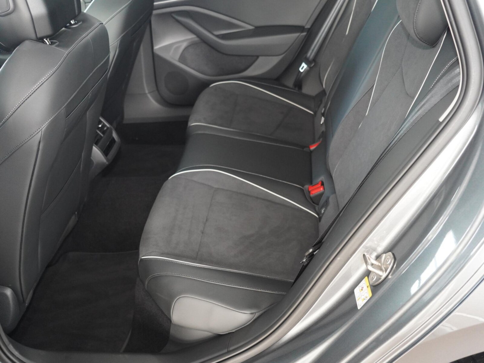 Volkswagen Passat – Bild 15