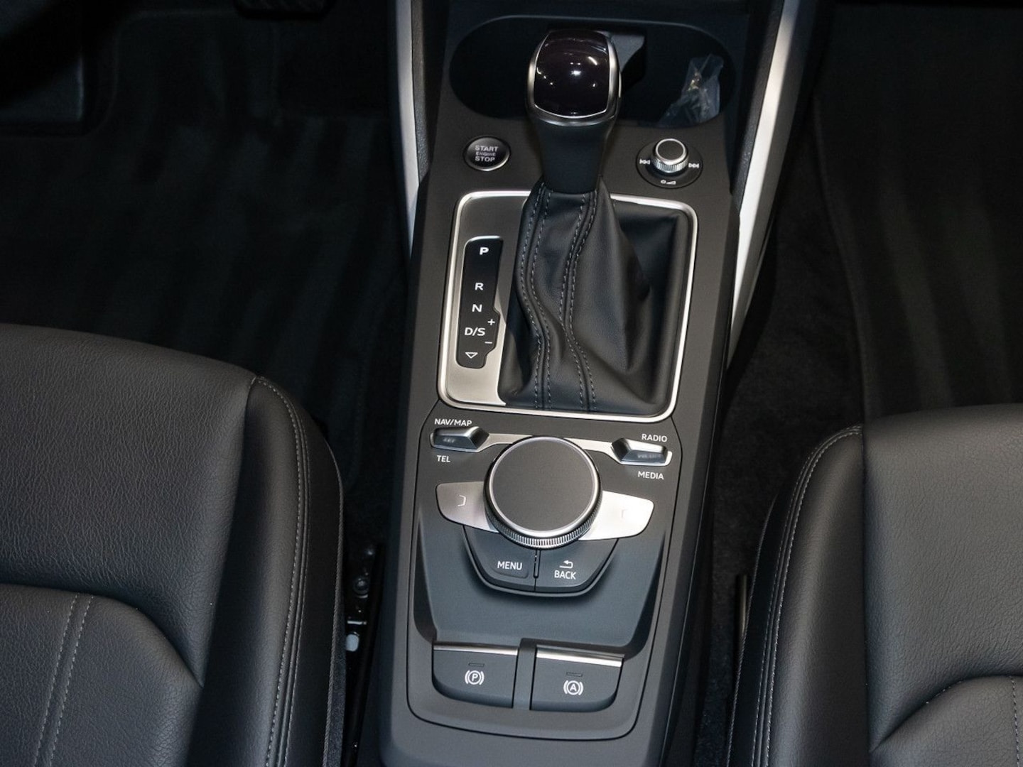 Bild über Audi Q2 advanced 40 TFSI quattro S tronic - für weitere Informationen kontaktieren Sie den Audi Partner