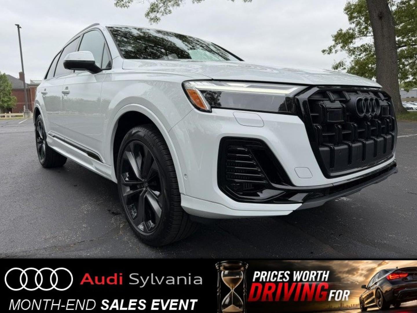 2025 Audi Q7 55 Premium Plus quattro Tiptronic's photo