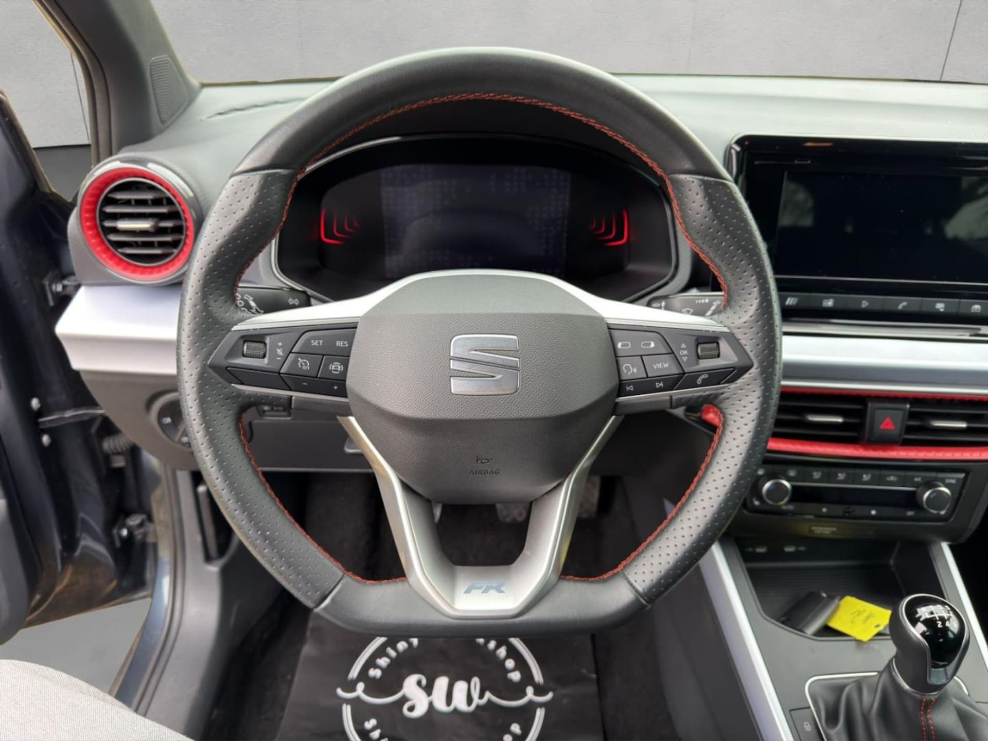 SEAT Arona FR