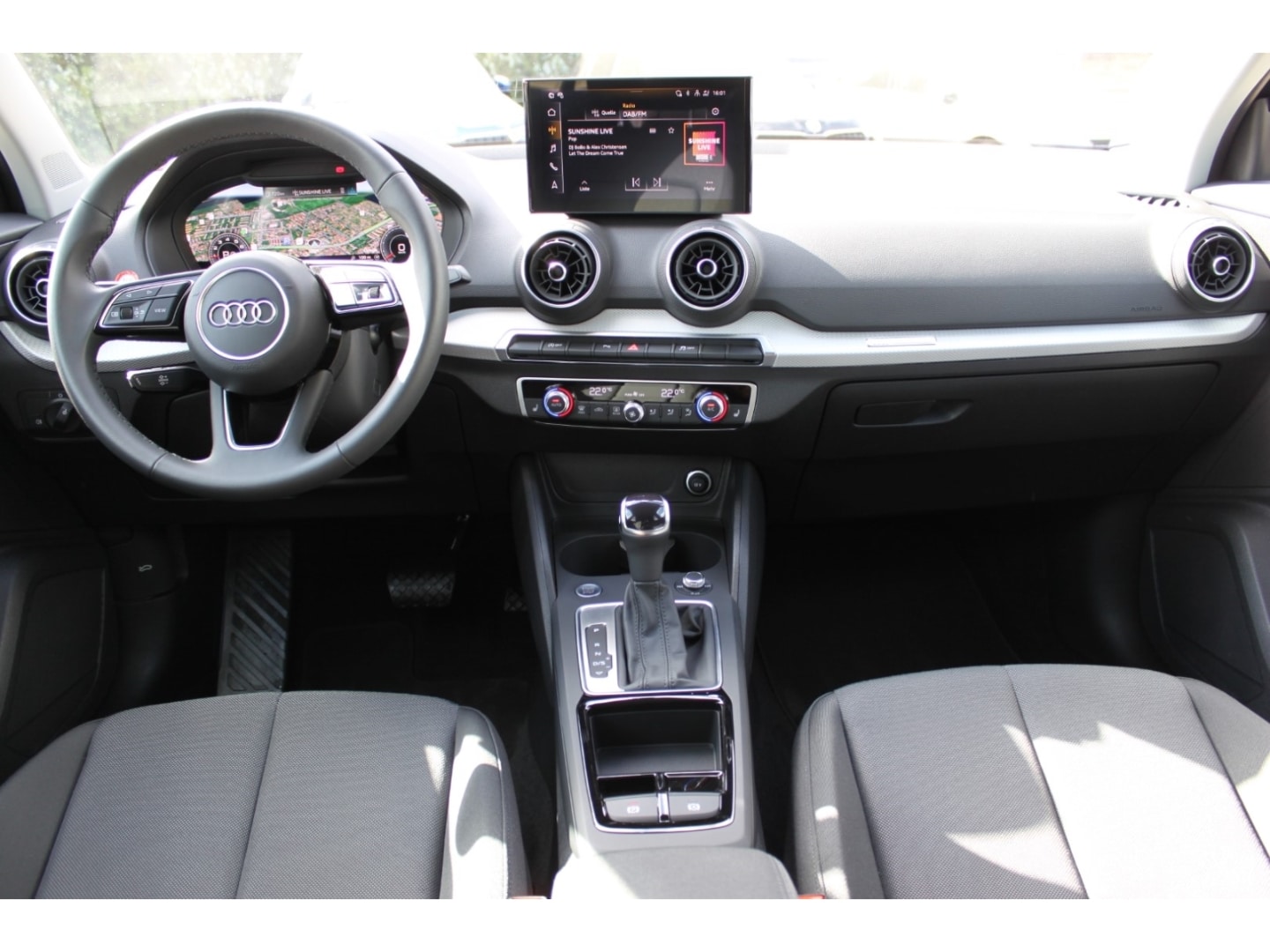 Bild über Audi Q2 35 TFSI S tronic - für weitere Informationen kontaktieren Sie den Audi Partner