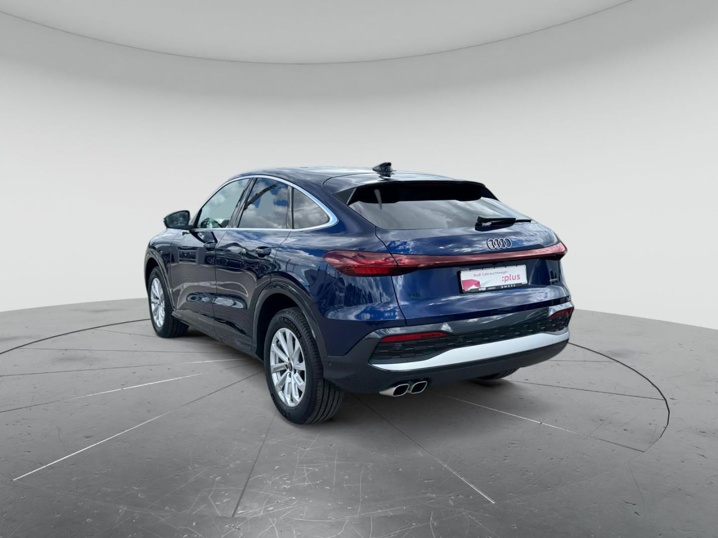 Bild über Audi Q5 Sportback TDI quattro 150 kW S tronic - für weitere Informationen kontaktieren Sie den Audi Partner