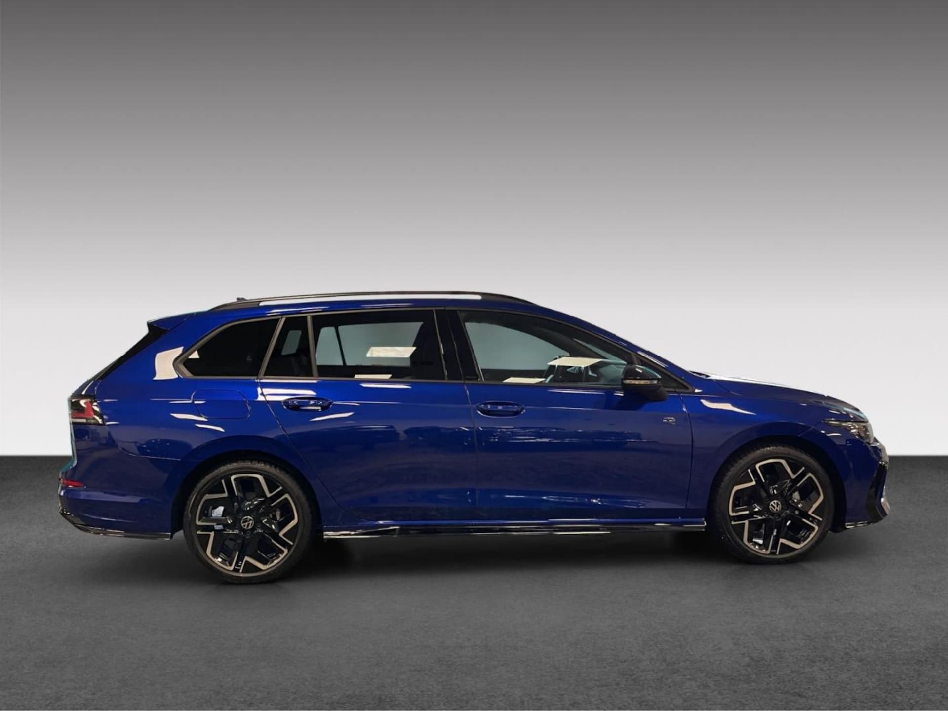 Volkswagen Golf Variant R-Line