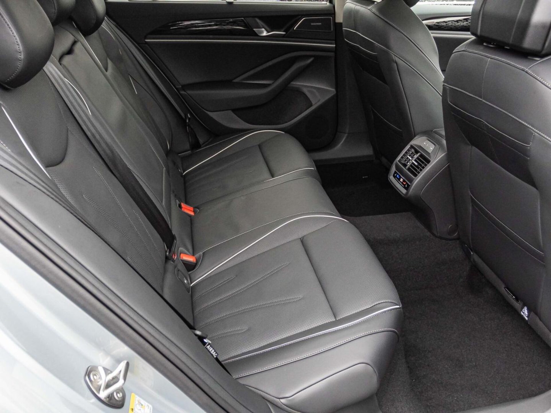 Volkswagen Passat Elegance
