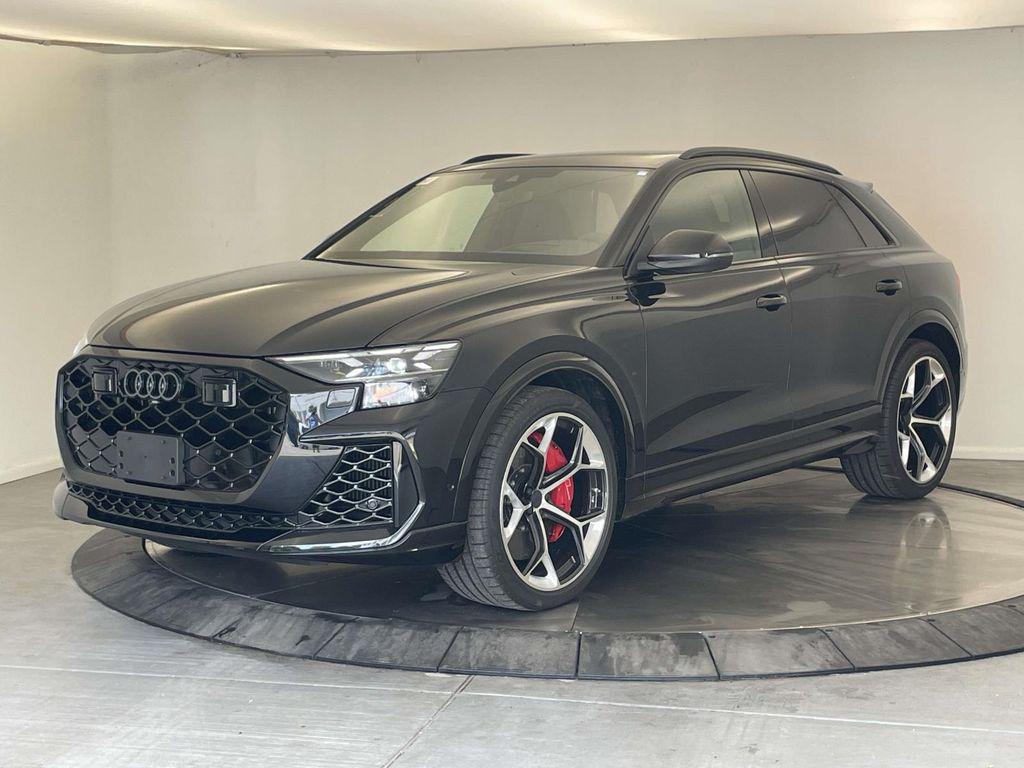 2026 Audi RS Q8 -'s photo