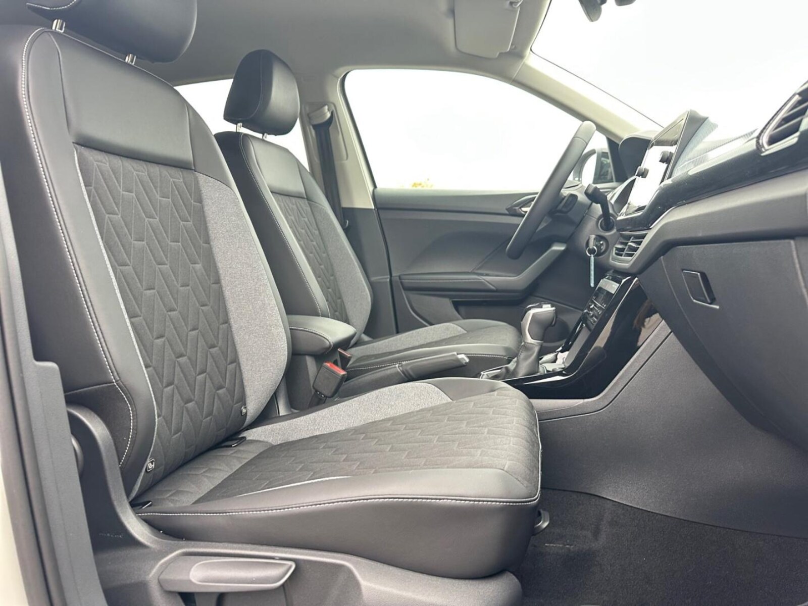Volkswagen T-Cross – Bild 9