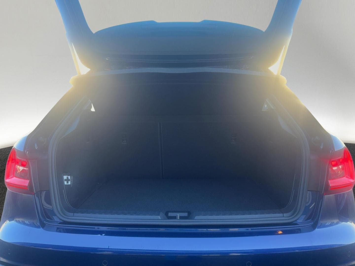 Bild über Audi A1 Sportback S line 30 TFSI Schaltgetriebe - für weitere Informationen kontaktieren Sie den Audi Partner