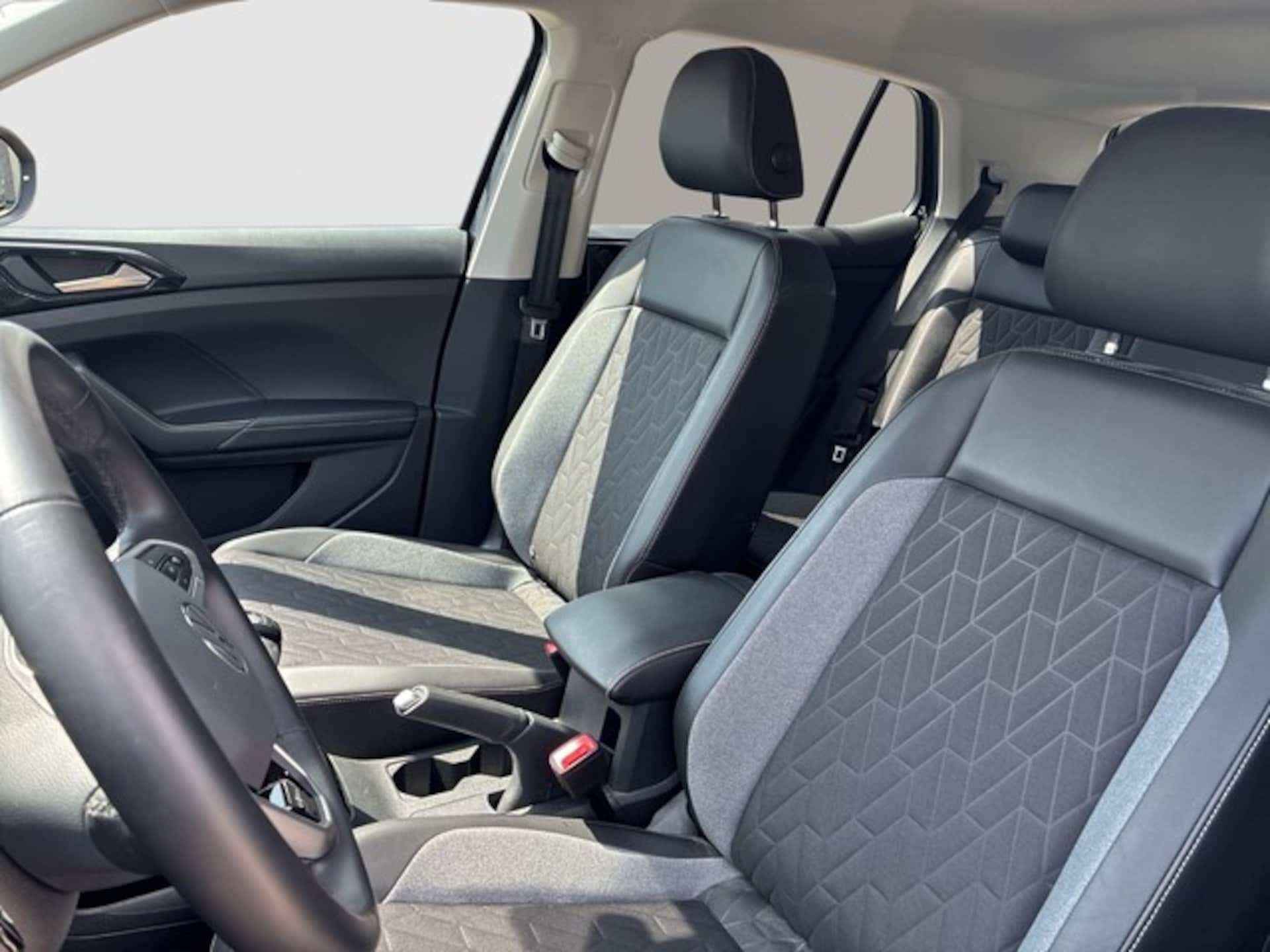 Volkswagen T-Cross Life