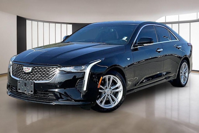 2023 Cadillac CT4