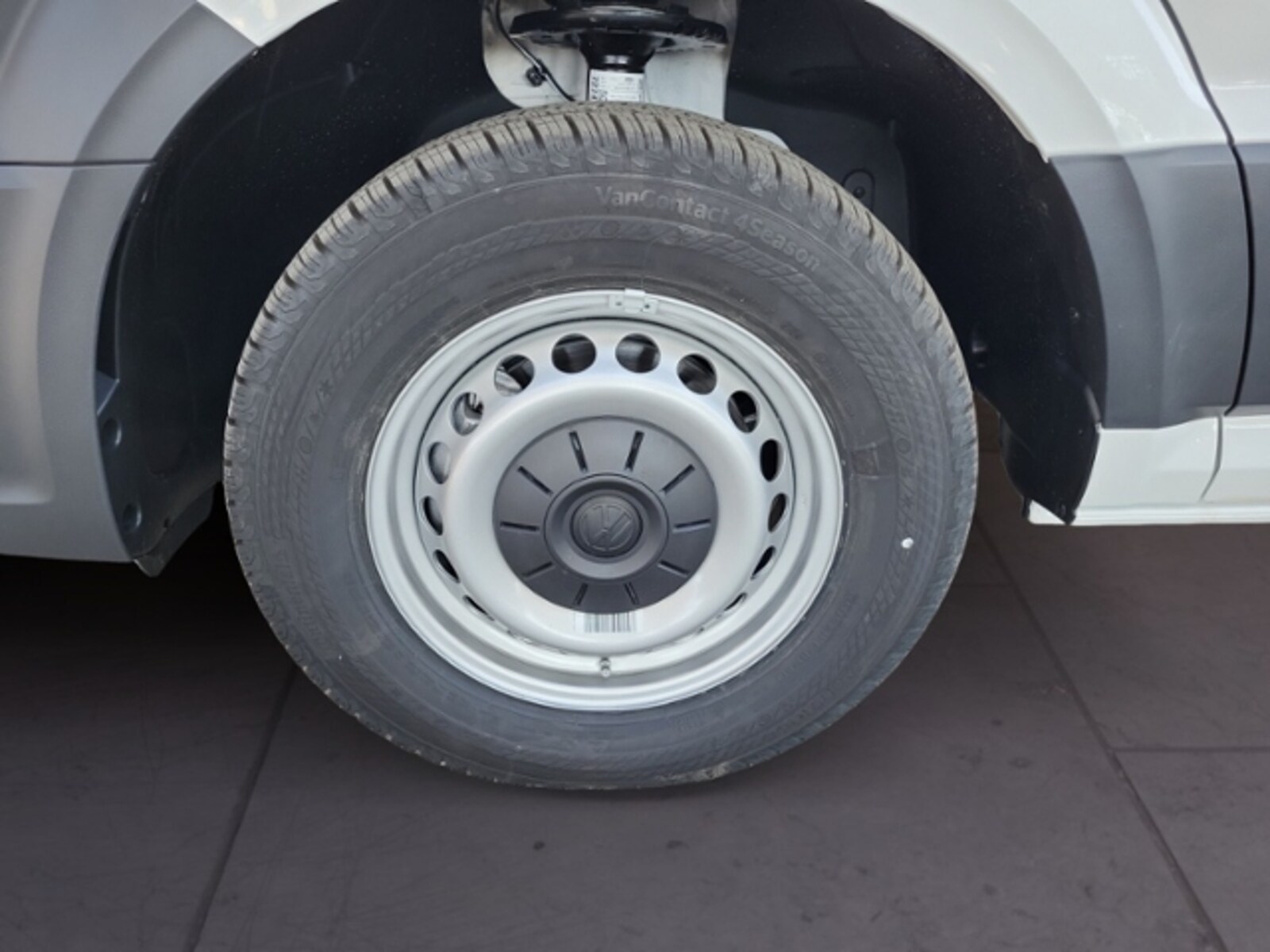 Volkswagen Crafter Kasten mittlerer Radstand – Bild 7