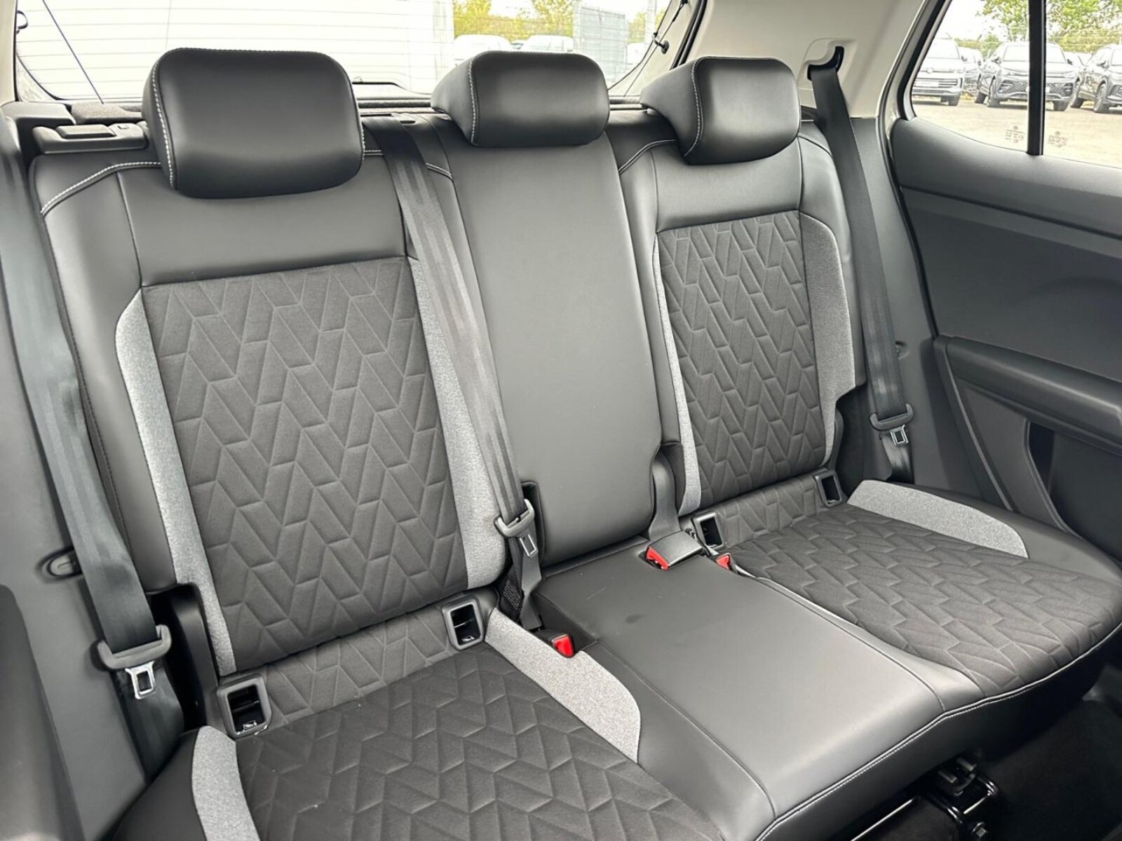 Volkswagen T-Cross – Bild 10