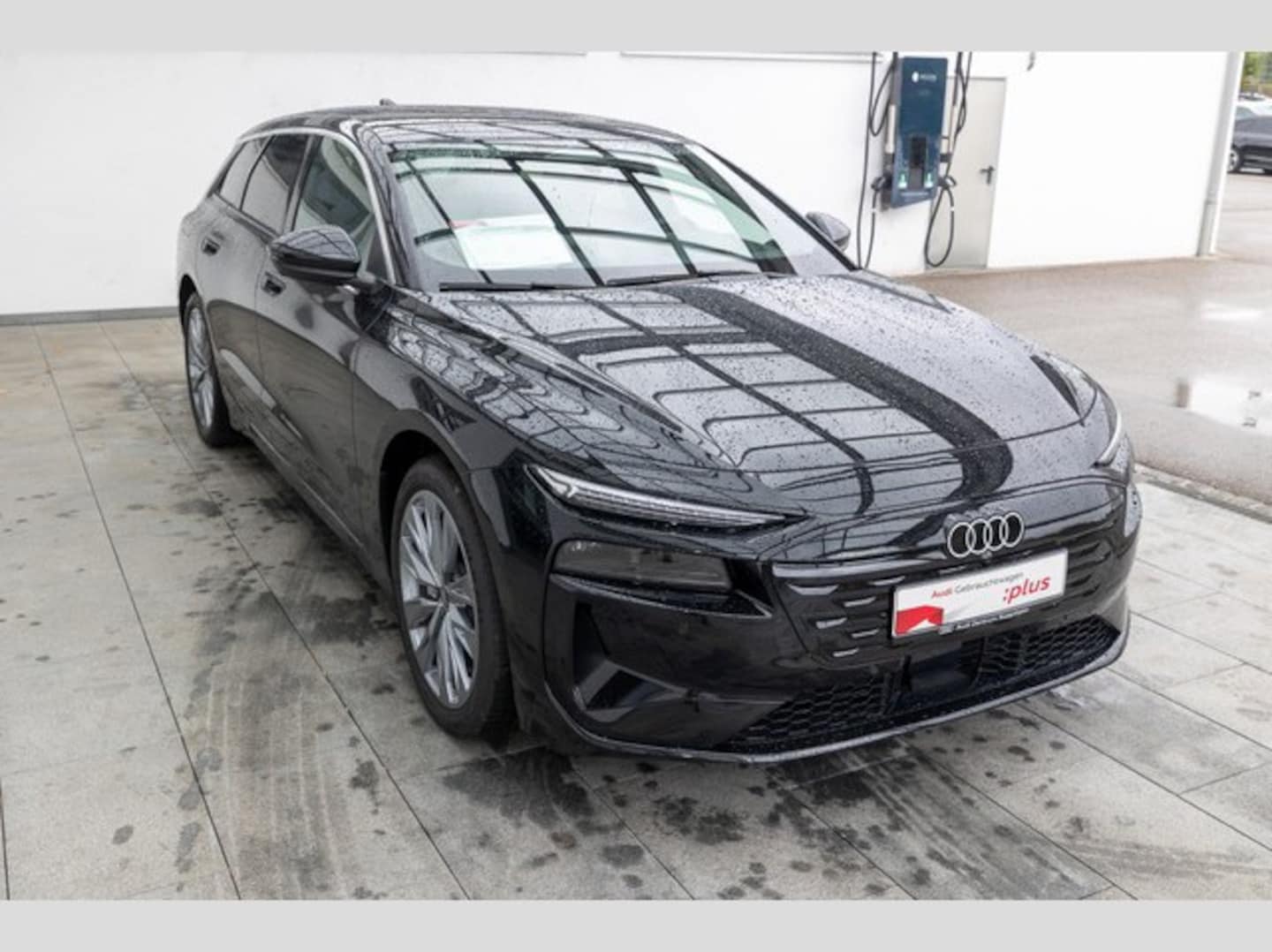 Bild über Audi A6 Avant e-tron e-tron quattro - für weitere Informationen kontaktieren Sie den Audi Partner