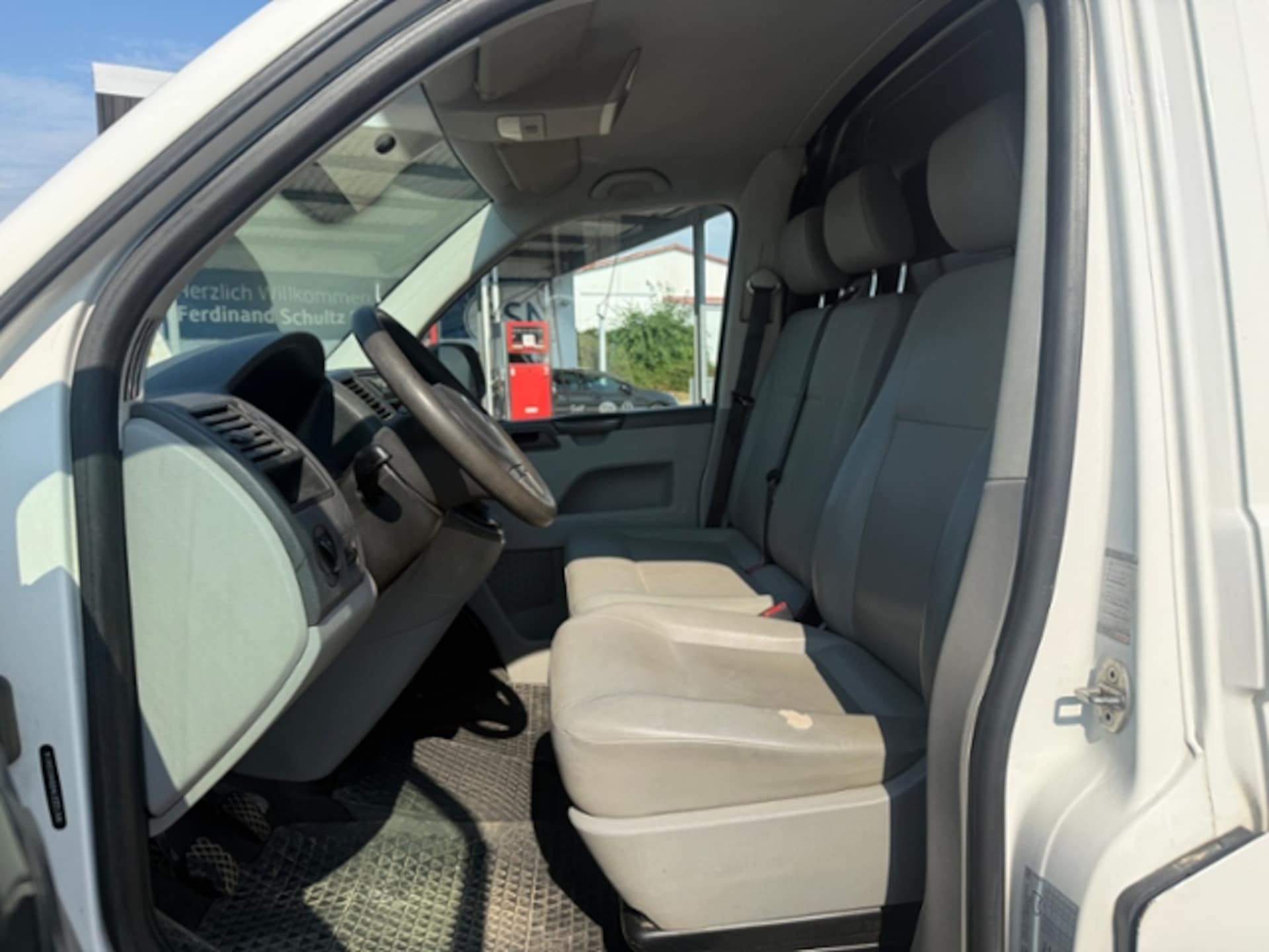 Volkswagen T5 Transporter Kasten kurzer Radstand