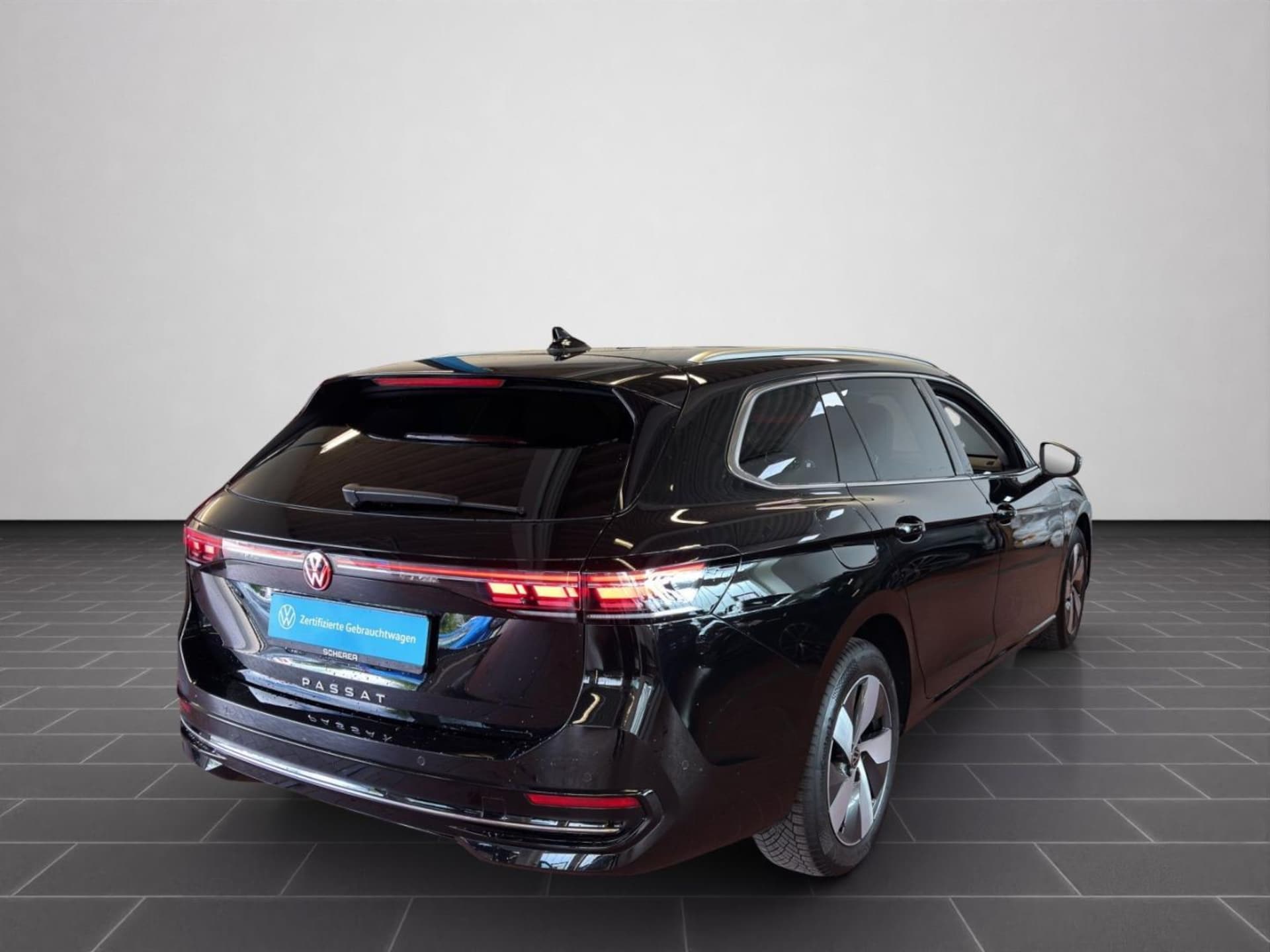 Volkswagen Passat Elegance